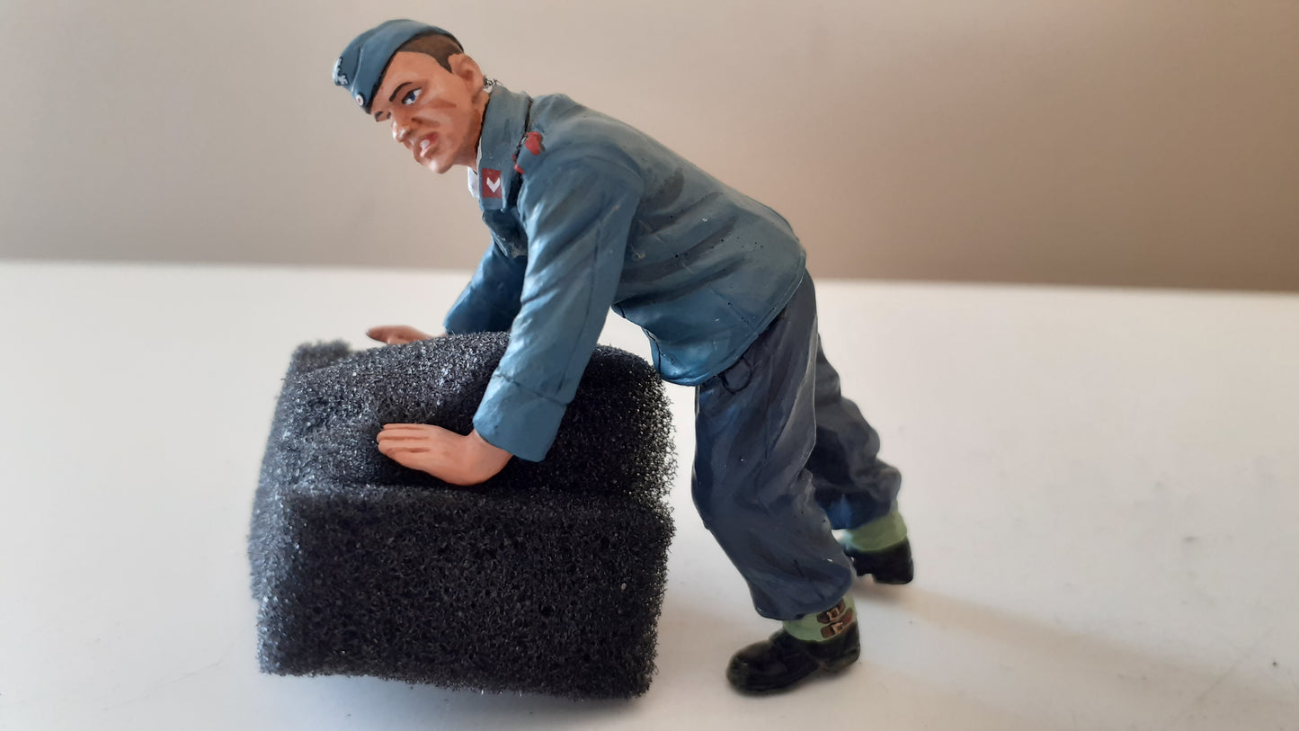 King and country ww2 german luftwaffe Airman Crew Chief No Box lw042 2009 w16