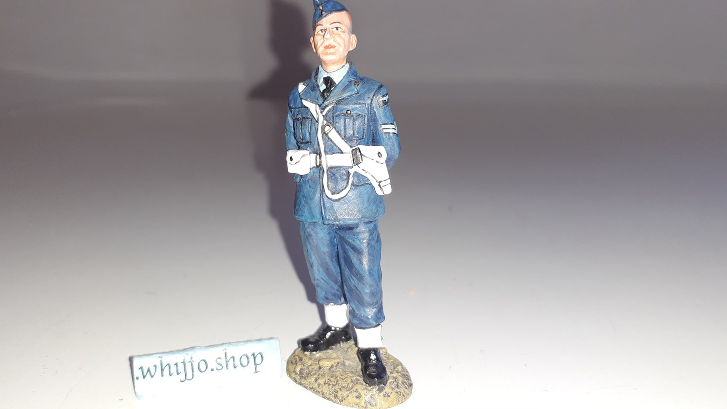 King and country Ww2   Raf Raf24 Policeman 2010 no box 1:30 W1211