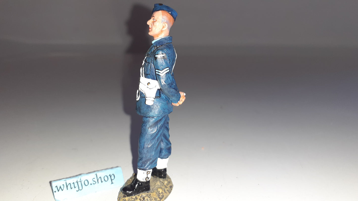 King and country Ww2   Raf Raf24 Policeman 2010 no box 1:30 W1211