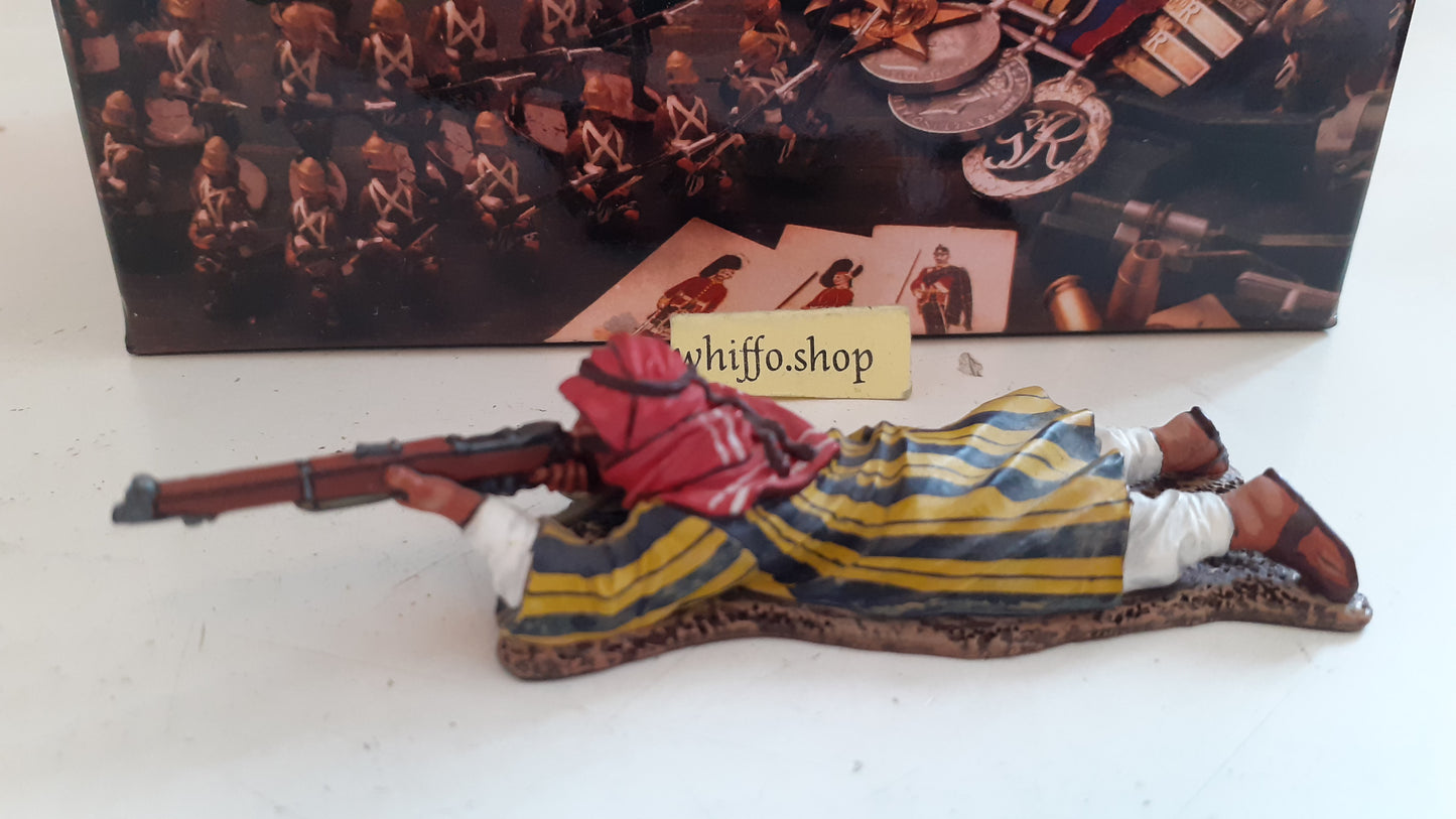 king and country loa07 Lawrence of arabia lying prone arab 1:30 box 2013 wdb25
