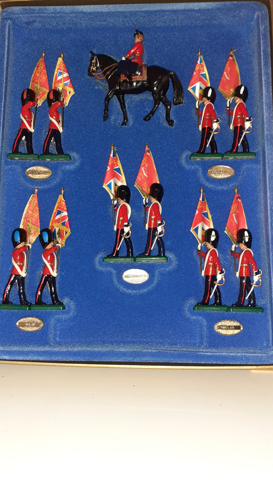 BRITAINS 5801 Trooping Colour Guards Queen Elizabeth Ltd Edition 1987 1:32 S7