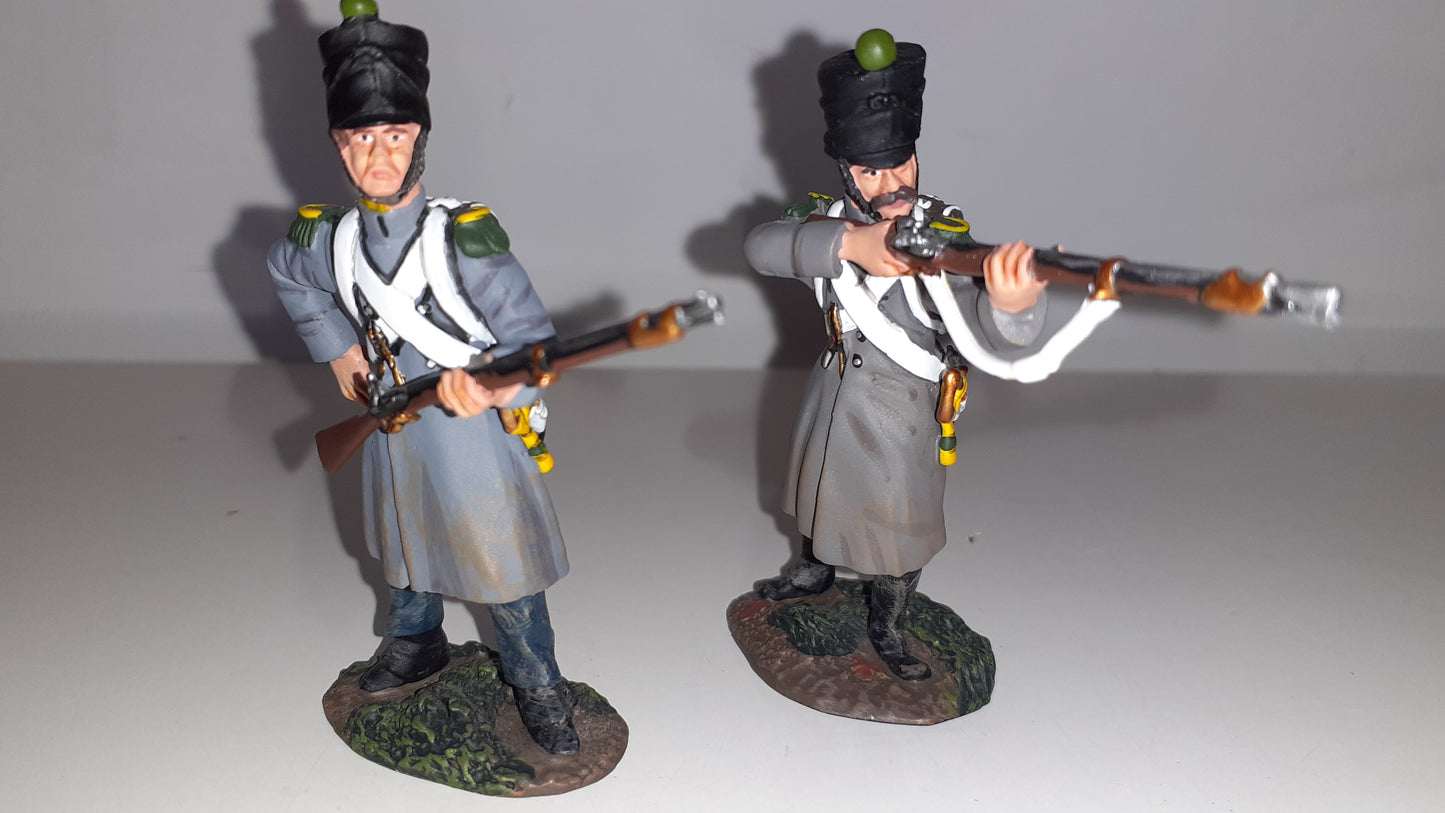 BRITAINS 36011 Napoleonic Waterloo French Voltigeurs Greatcoats 2008 1:32 S5