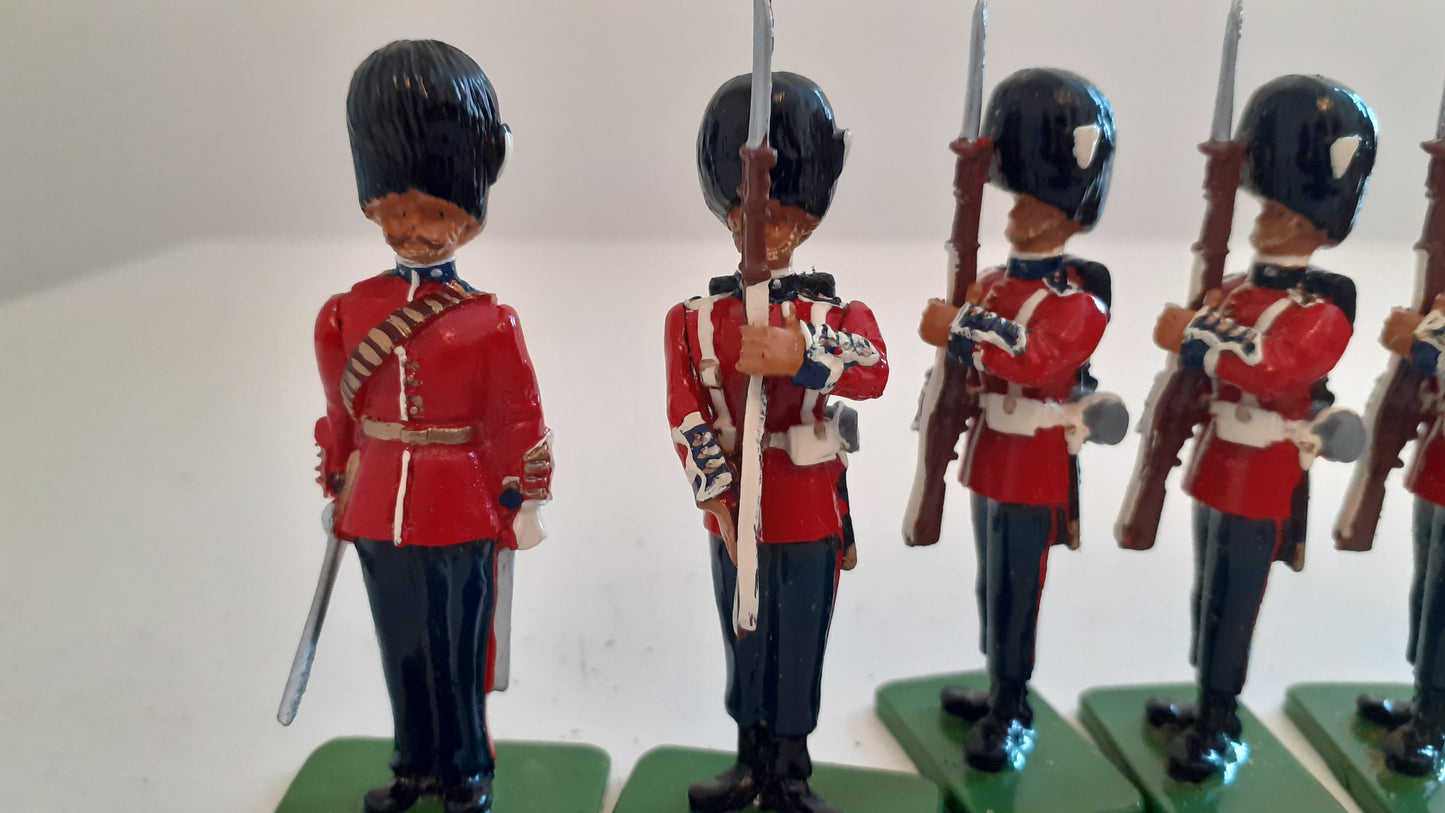 Britains 00319 grenadier guards 1899 hamleys only 1500 made boxd 2000 s731