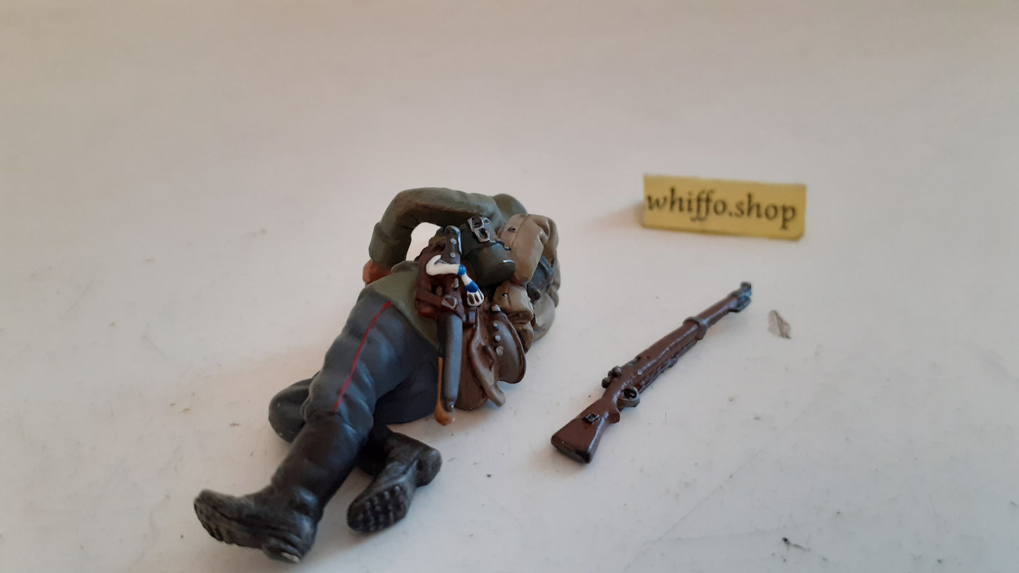 Britains 23079 ww1  german infantry casualty b617