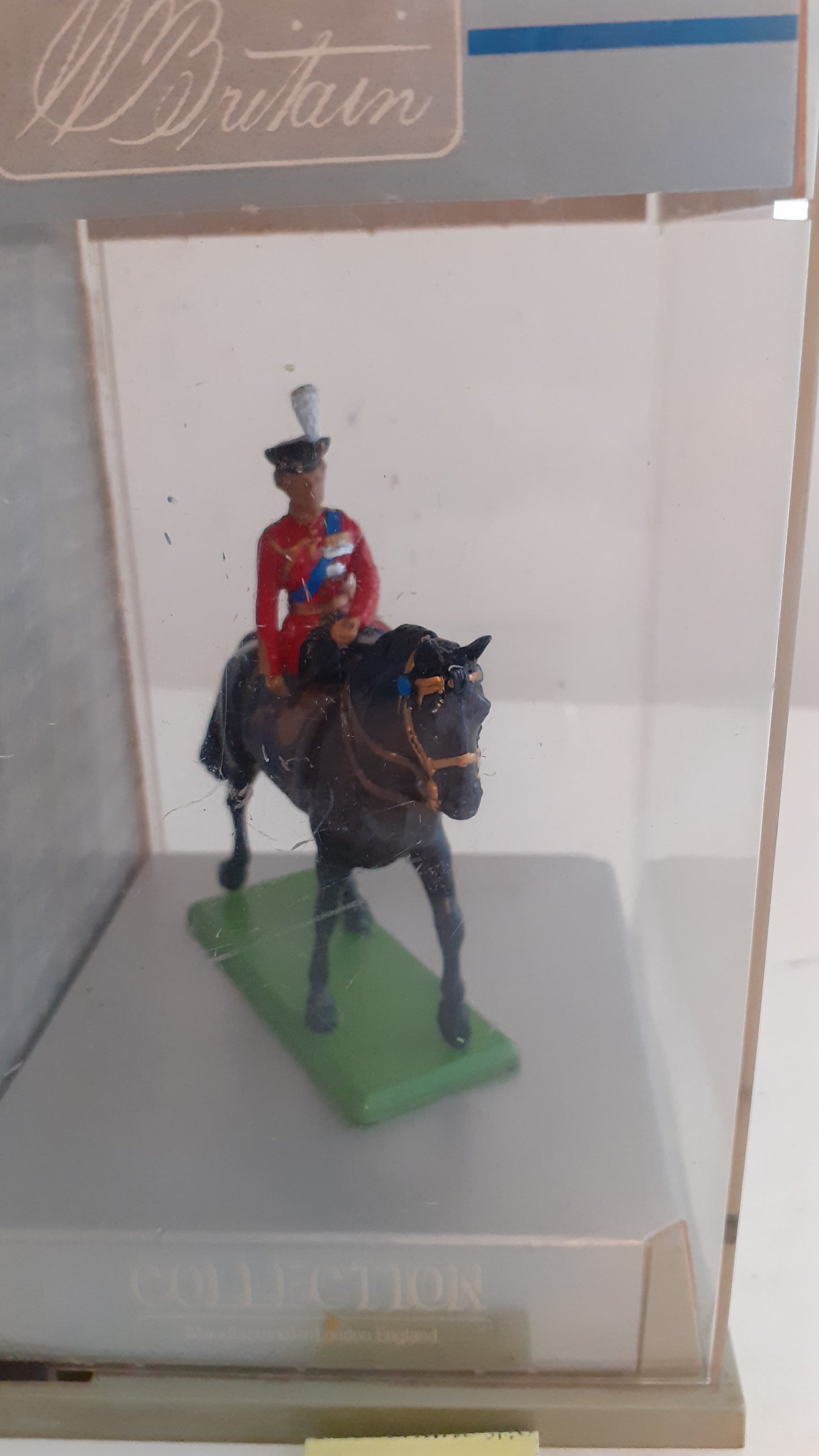 Britains ceremonial Queen Elizabeth II Household Cavalry 1989 perspex box 1:32 S112