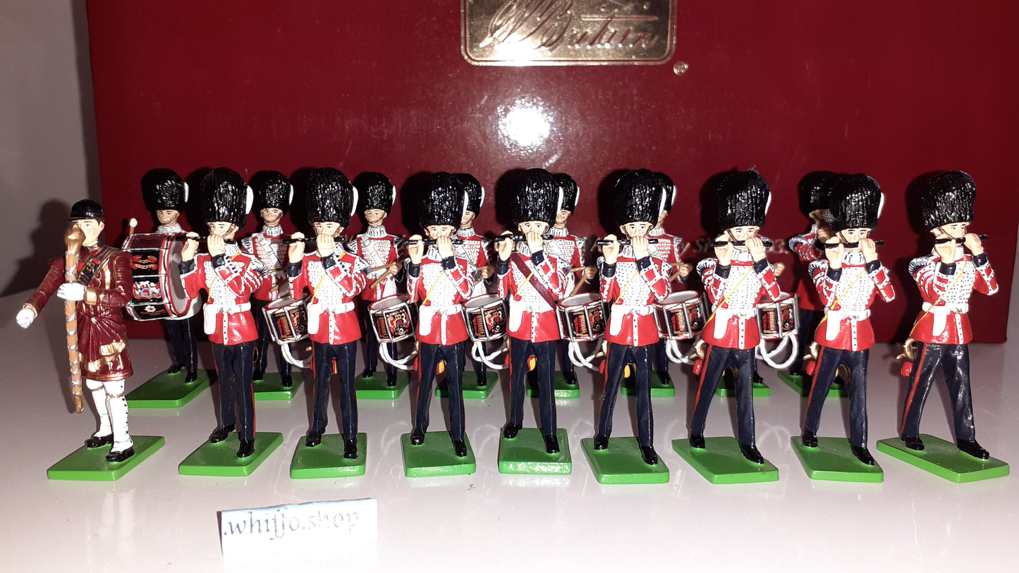 Britains 41175 2006 Grenadier Guards Drum Fife Band 17 Pieces 1:32 metal boxd for sale S7