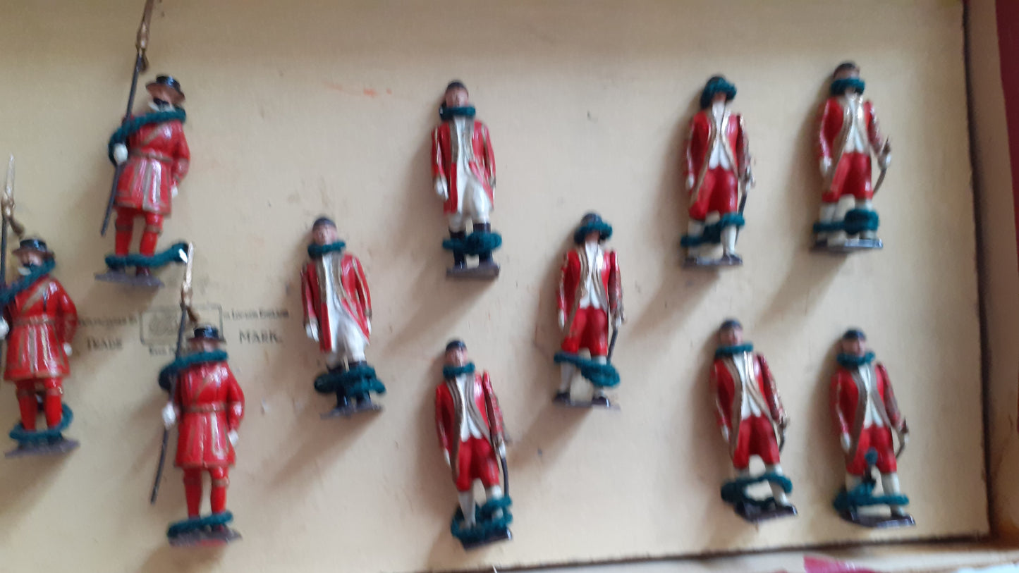 Britains 1475 coronation coach Beefeaters coxhmen outrider boxed 1:32 1952 wdb60