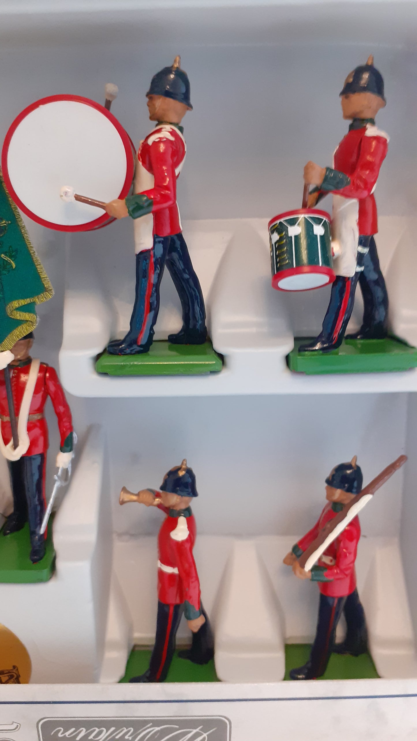 BRITAINS 5800 The Green Howards  Regiment Ceremonial 1991 1:32 S821