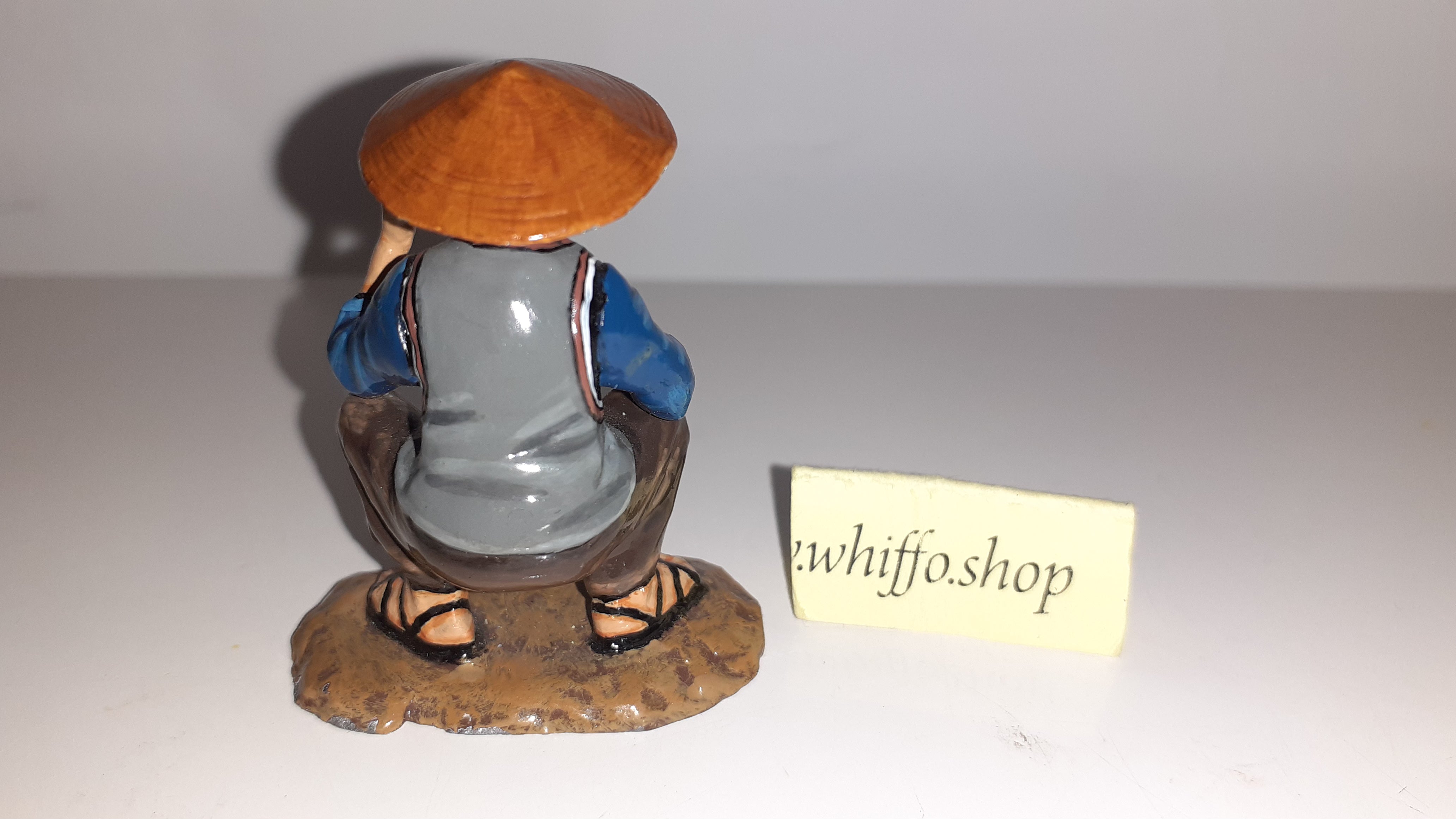 Figurine King & Country HK119M - Rue Du Vieux Hong Kong - Homme Avec Cage (neuf)