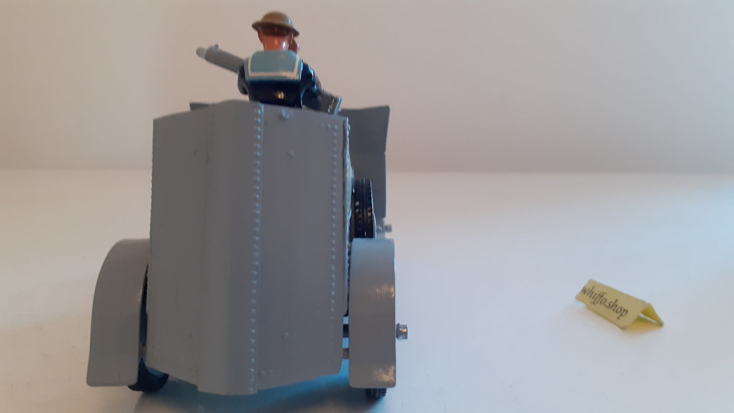 Britains 8925 royal navy armoured car vickers and crew ww1 1993 s435