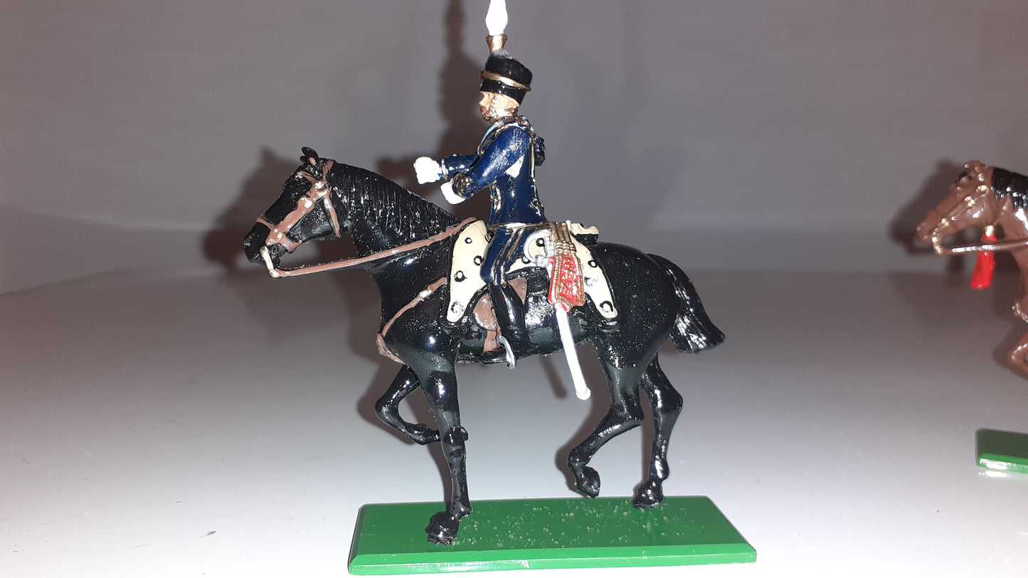 Britains 00318 Hamleys Hussars 14th 15th 20th 21st 3 Figs metal No Box 2000 S7