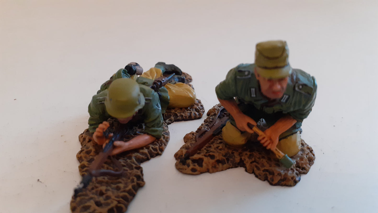 Thomas gunn ss032b ww2 german afrika korps rifle section boxed 1:30 compatible king and country s425