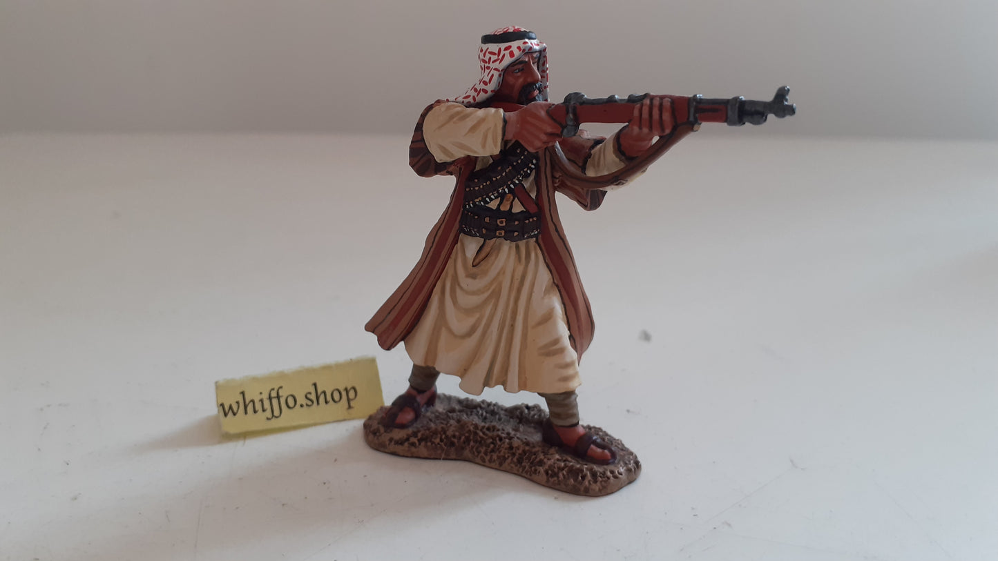 king and country loa005 Lawrence of arabia arab standing  1:30 box 2013 wdb25