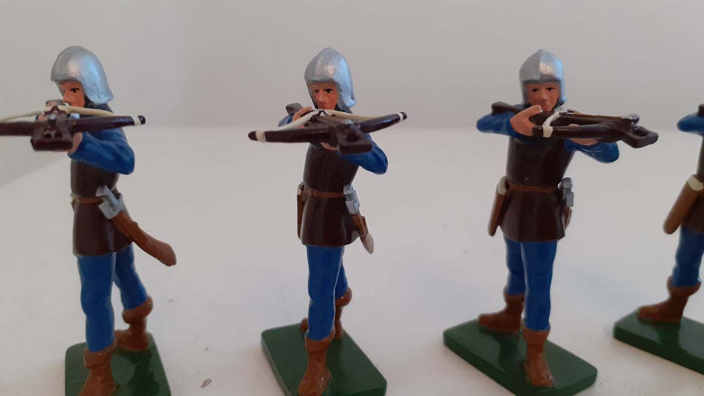 BRITAINS 40236 Knights Of Agincourt french crossbow archers 2003 1:32  s8b30
