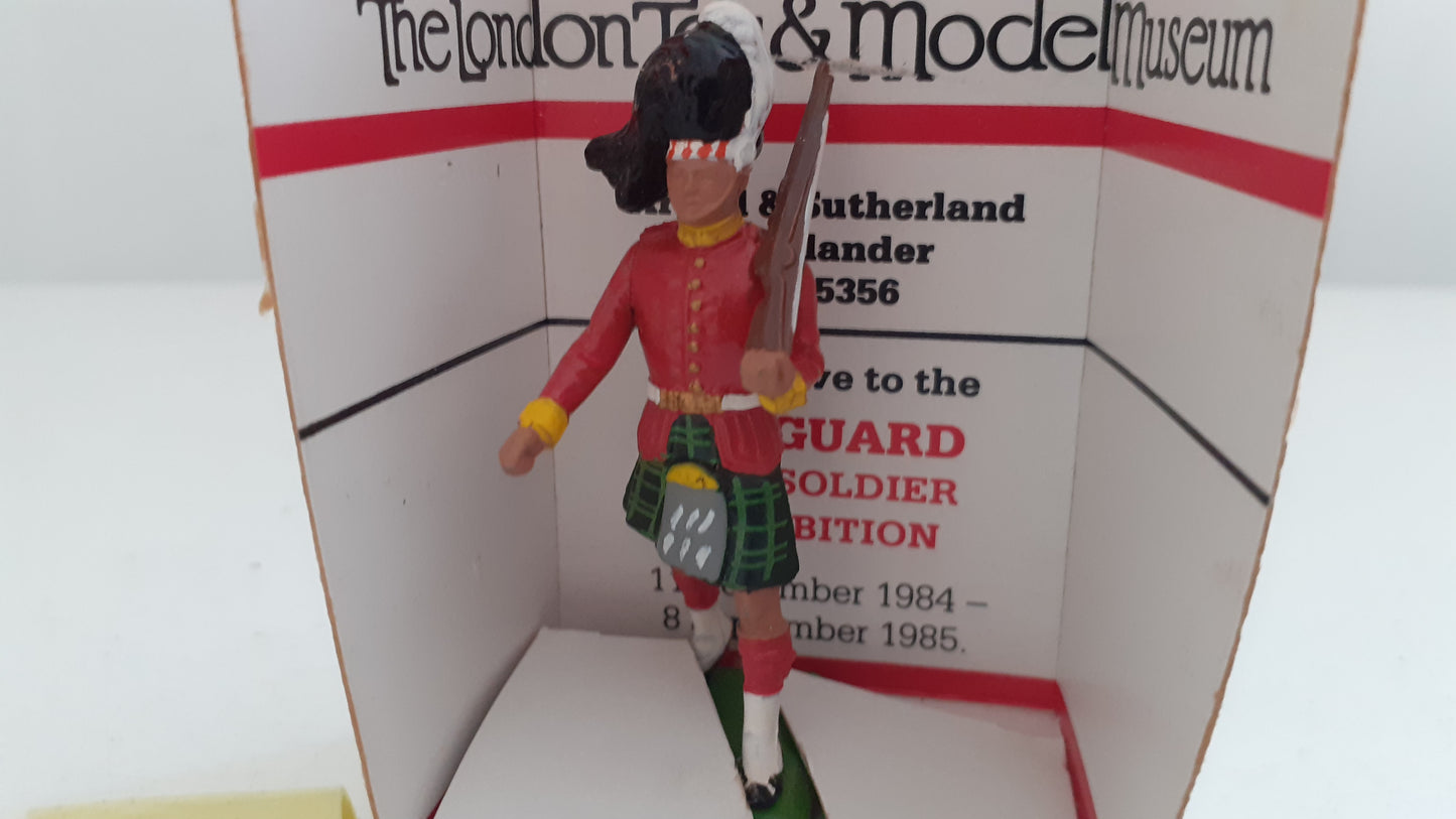 Britains 1984 deetail 250 made argyll Sutherland highlanders 1:32 metal dc8