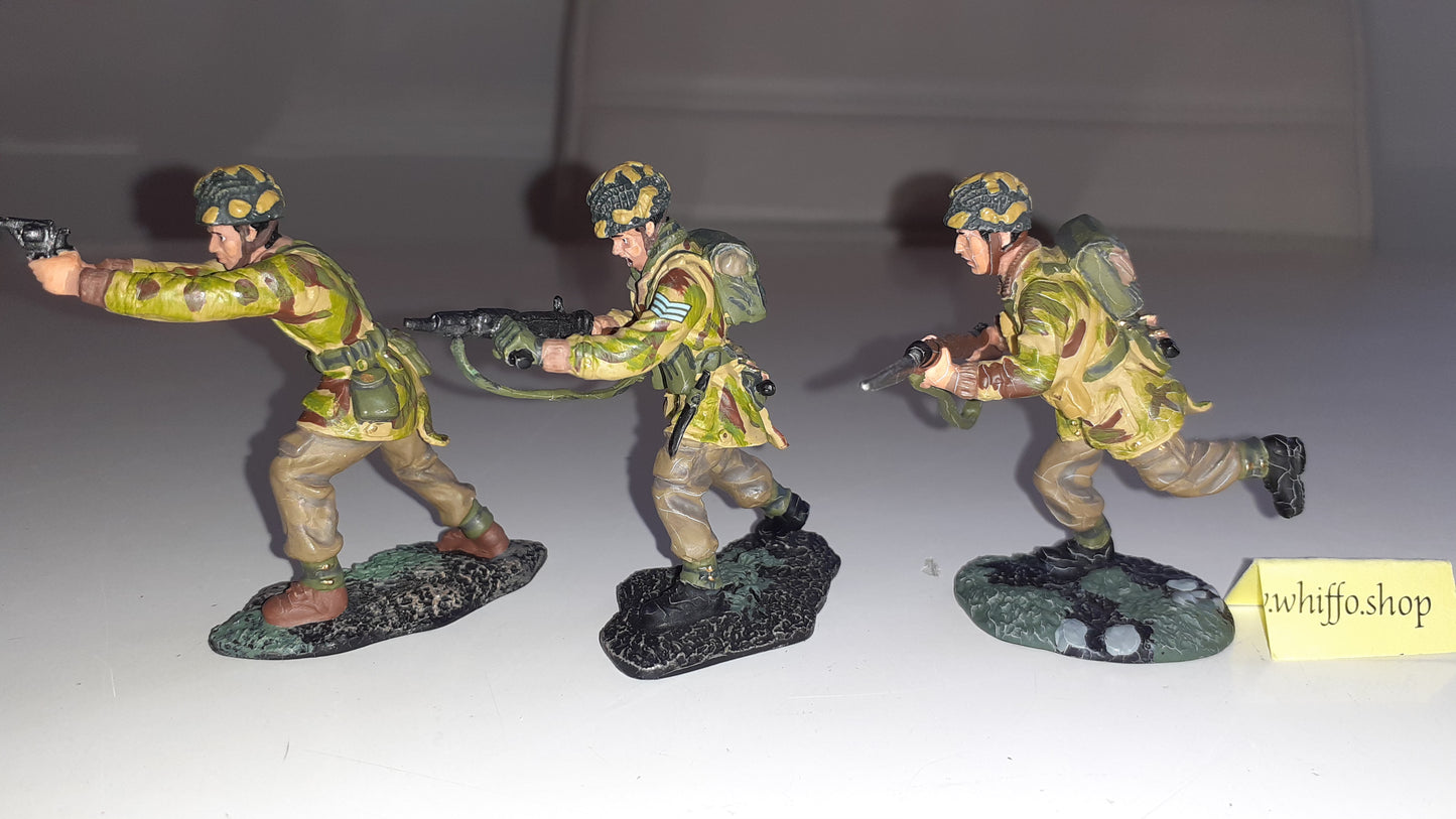 Britains Ww2 17142 Paras Paratroopers Arnhem British metal boxed 2000 Wdb