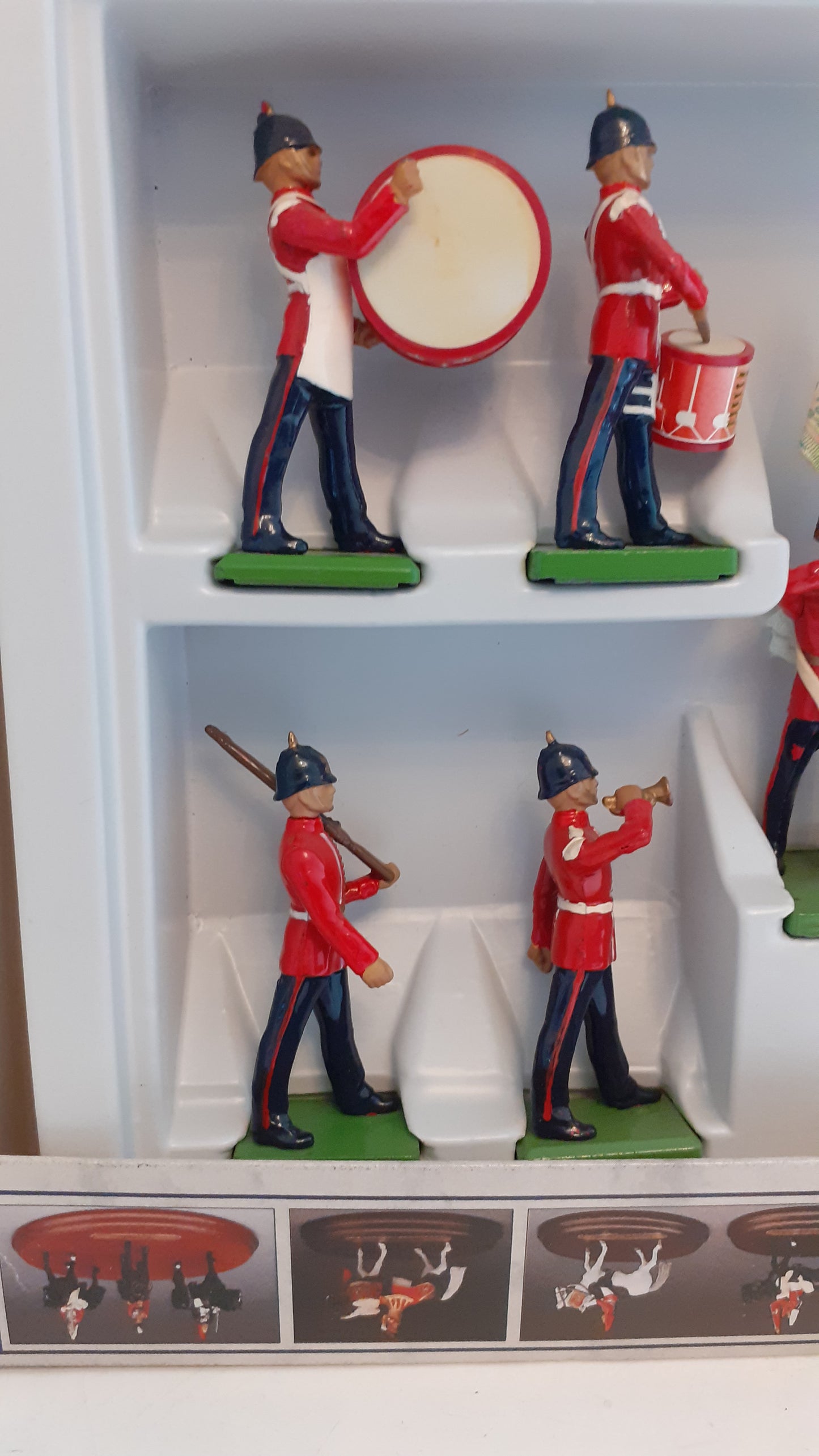 BRITAINS 5803 Duke Of Wellington Wellingtons Regiment Ceremonial 1991 1:32 S821