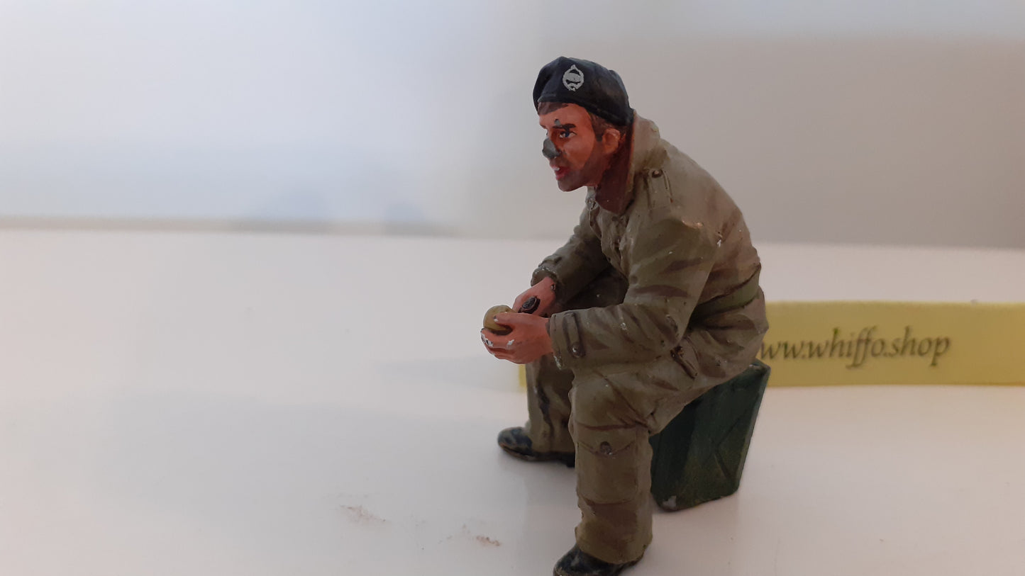 King and country Ww2 Tank Spud Potato Peeler D-day Crew no box 1:30  W15