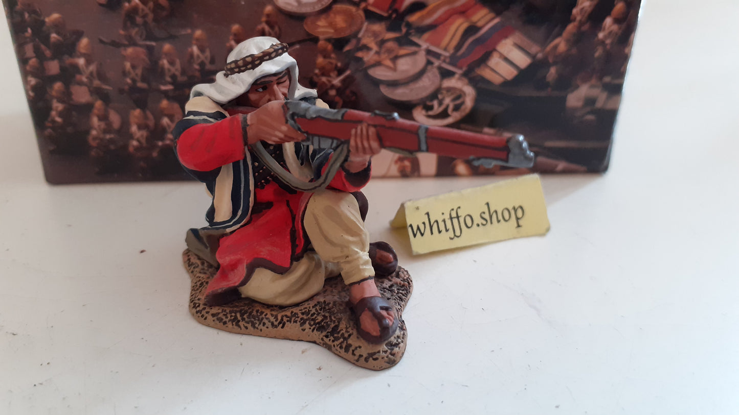 king and country loa006 Lawrence of arabia kneeling arab 1:30 box 2013 wdb25
