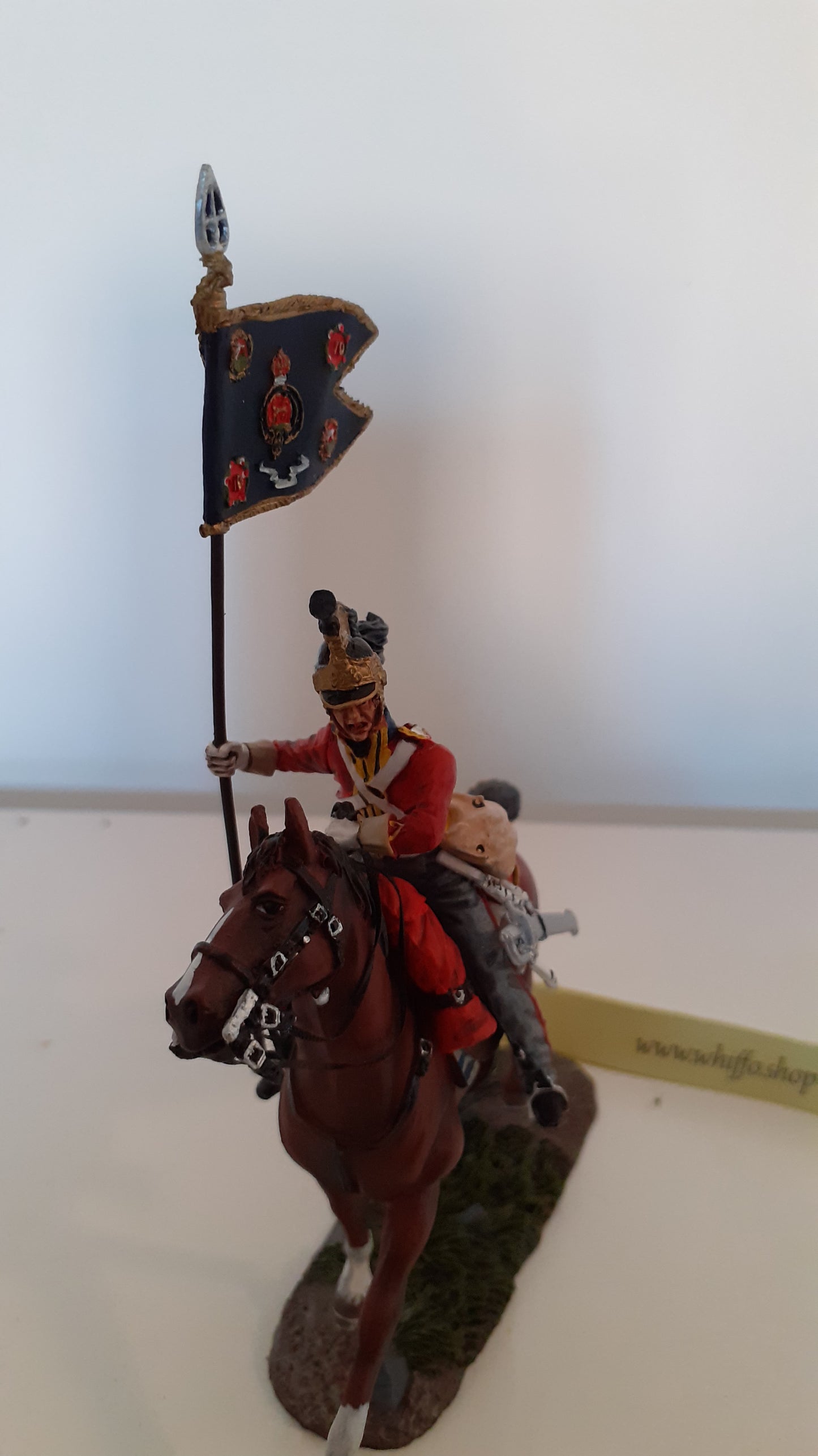 Britains 36066 Napoleonic Waterloo 1st Royal Dragoons Guidon Bearer boxed S8