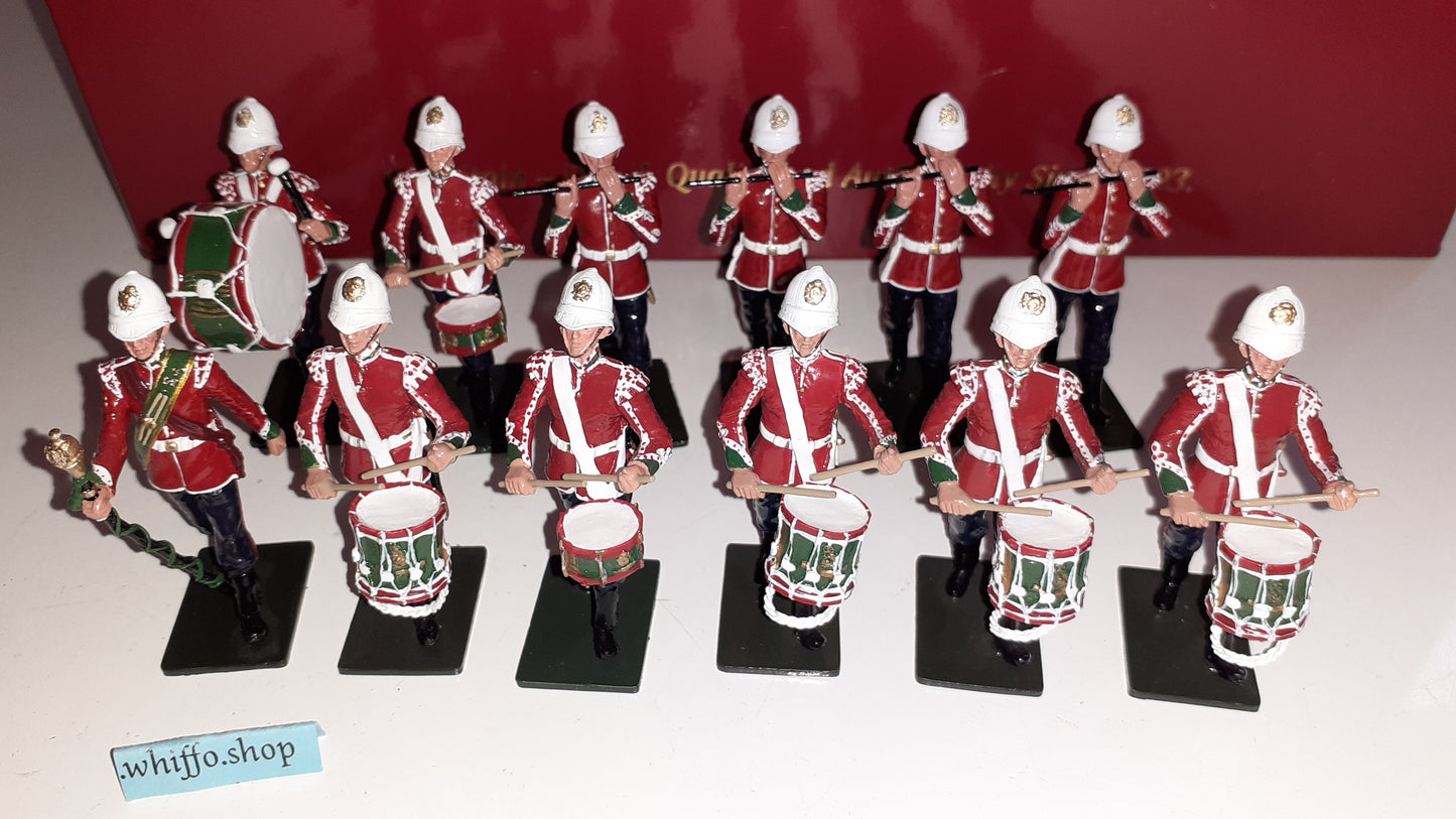 Britains 48008 2006 24th Foot Zulu War Drum Band 12 Pieces 1:32 metal boxd  S7