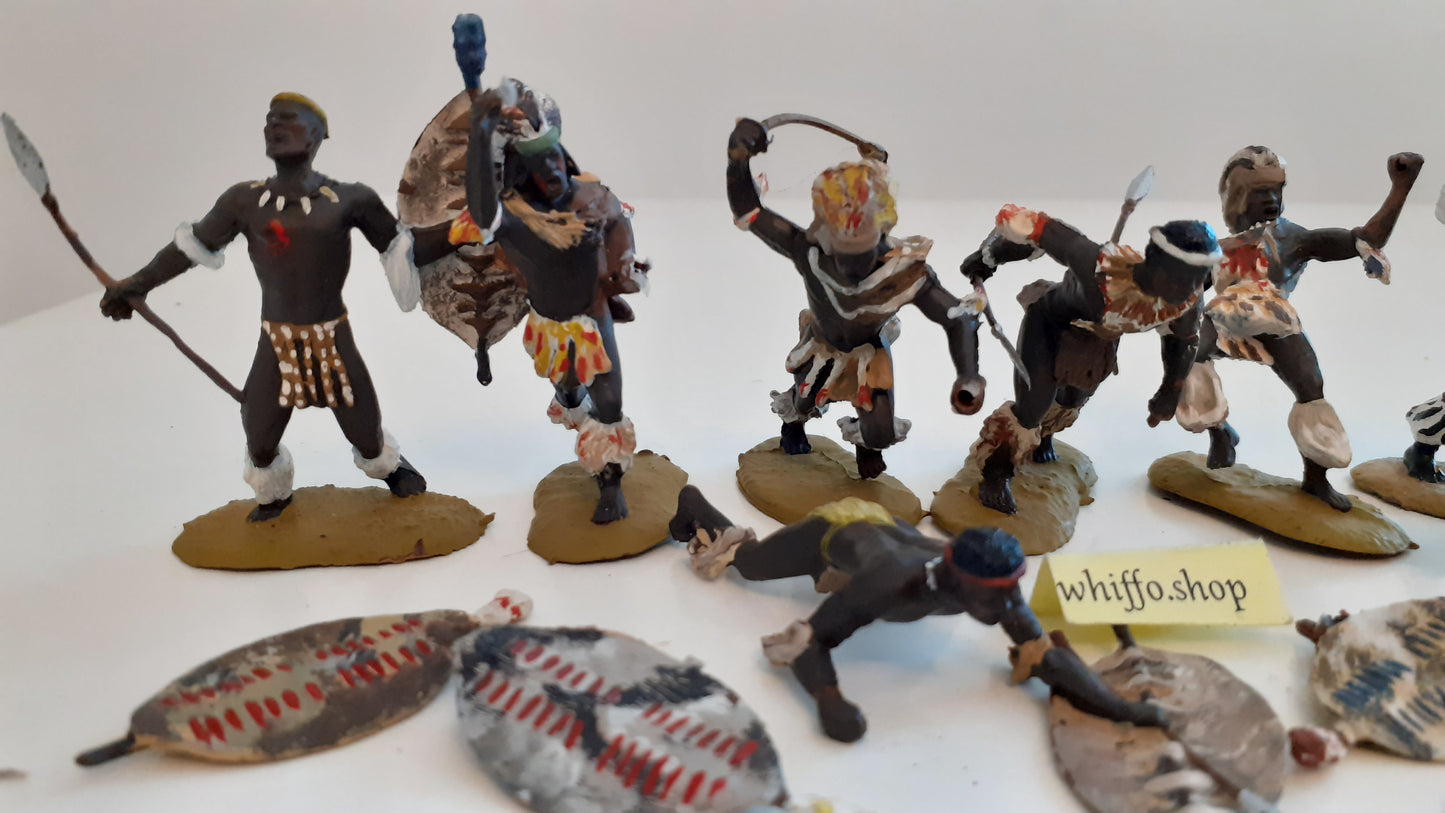 conte plastic Zulus  14 Figures 1:32 S8b24