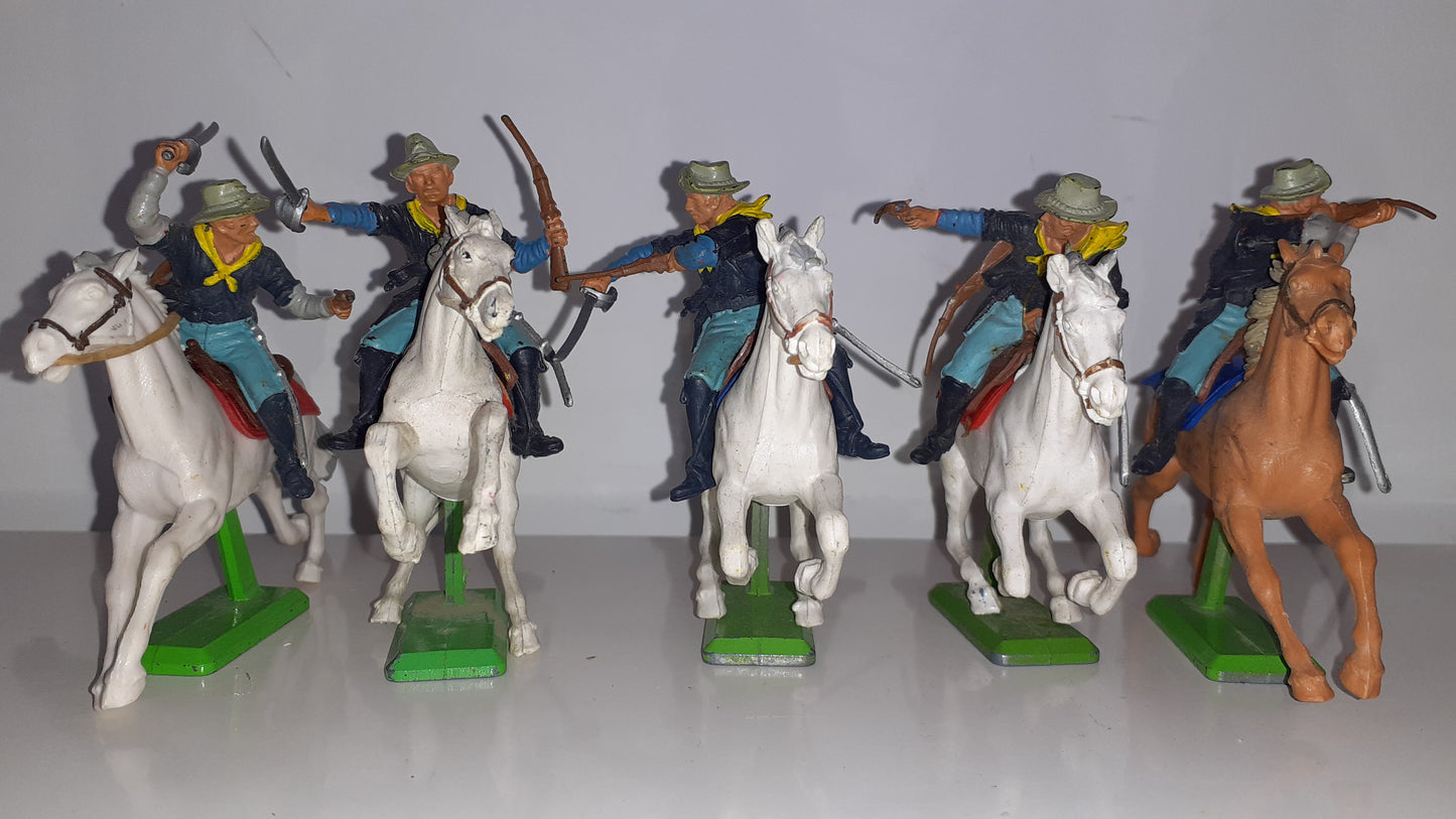 Britains Deetail Mounted 7th Cavalry 1:32 1970s boxed B1