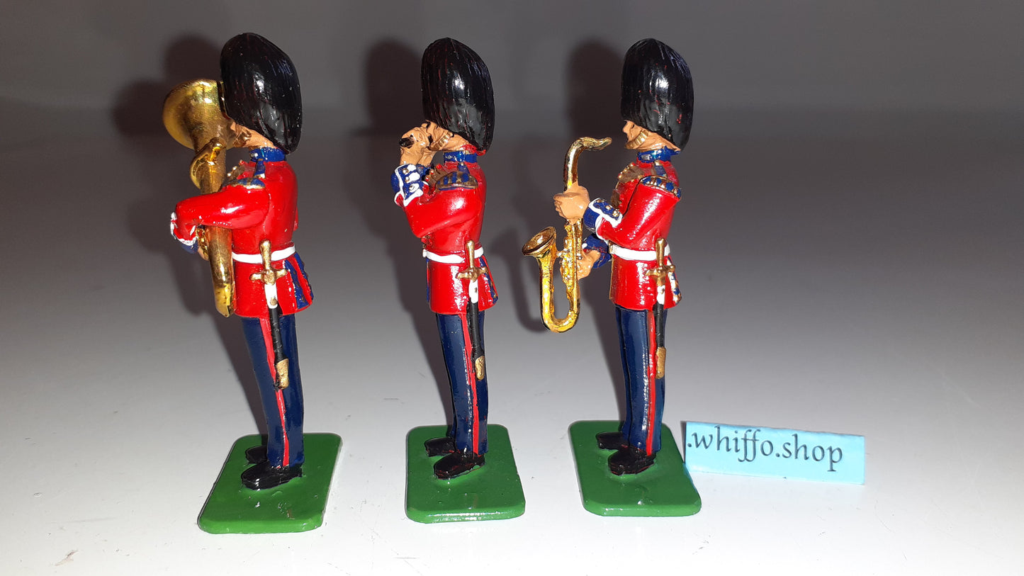 Britains 40106 Queen Victoria Scots Guards Brass band boxed  S8  for sale