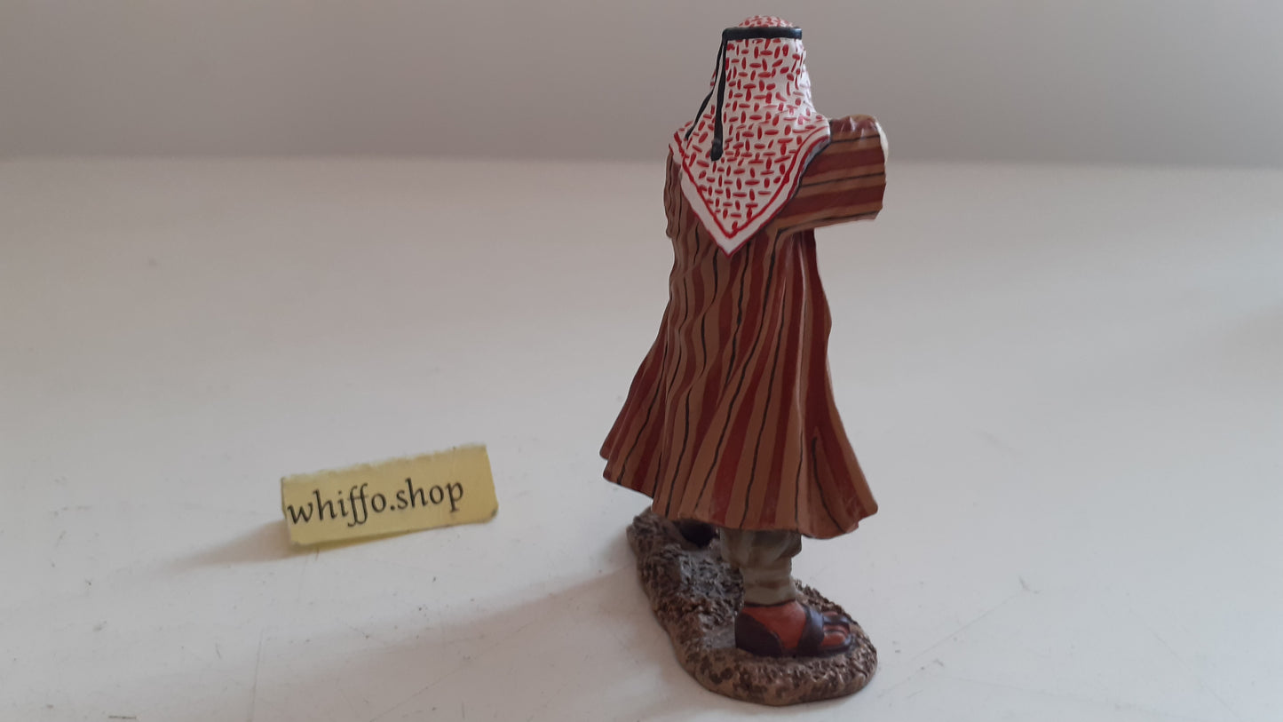 king and country loa005 Lawrence of arabia arab standing  1:30 box 2013 wdb25