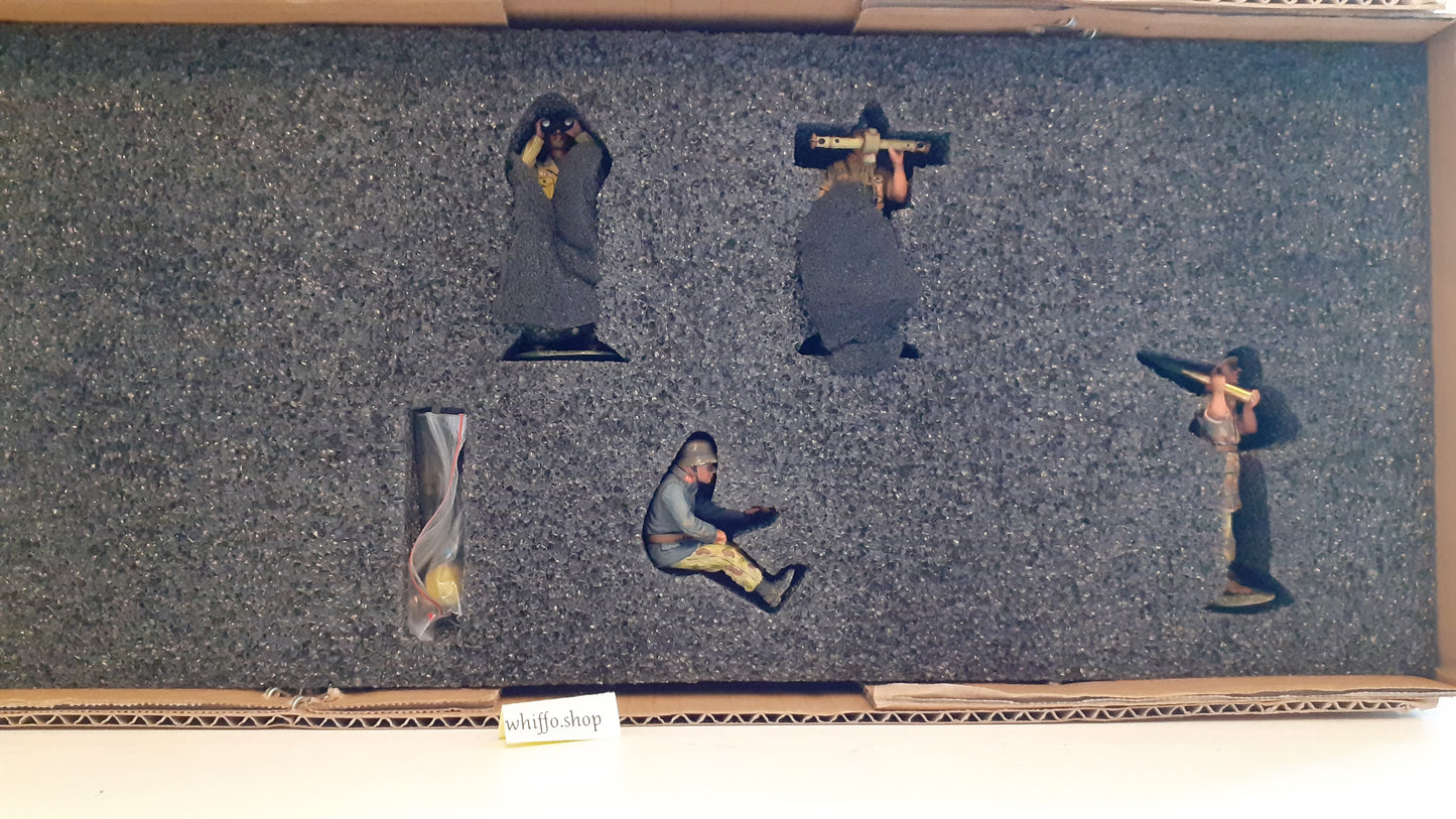 Figarti Ww2 German 88mm Crew Trailer. Only 100 Made 2009 boxd 1:30 king and country compatible  S475