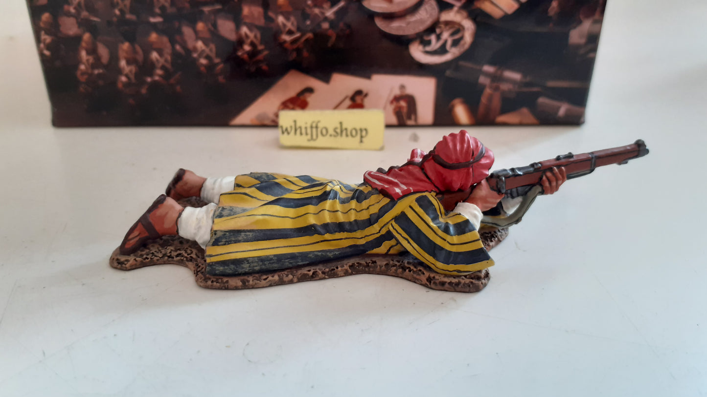 king and country loa07 Lawrence of arabia lying prone arab 1:30 box 2013 wdb25