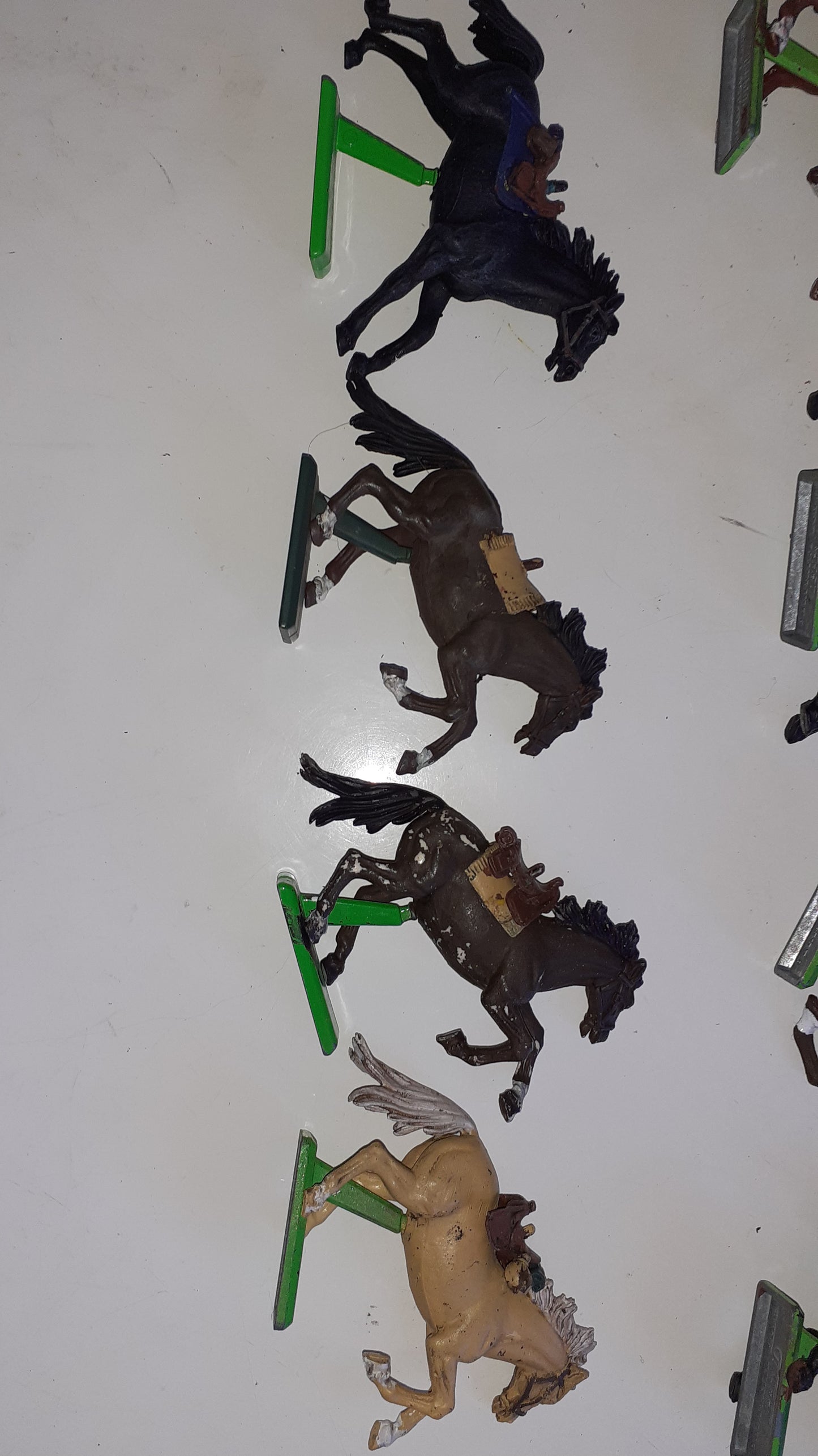 Britains deetail acw  Wild West horses 1970s 1:32  b25
