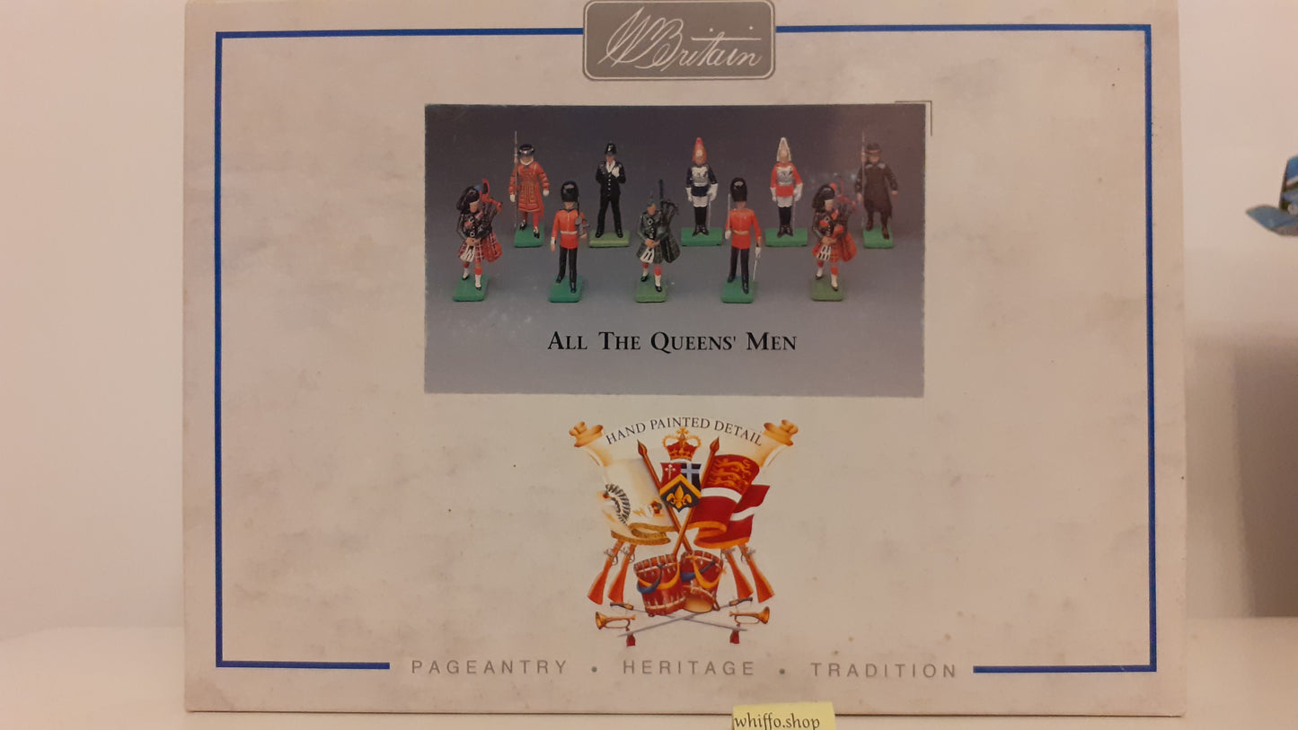 BRITAINS 8007 All The Queens Men Pipers Beefeaters Boxed Guards 1990 1:32 S713