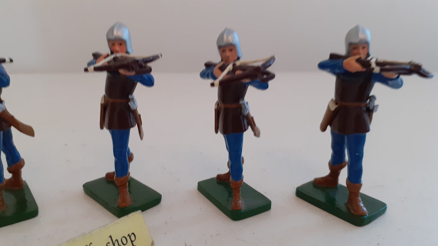 BRITAINS 40236 Knights Of Agincourt french crossbow archers 2003 1:32  s8b30