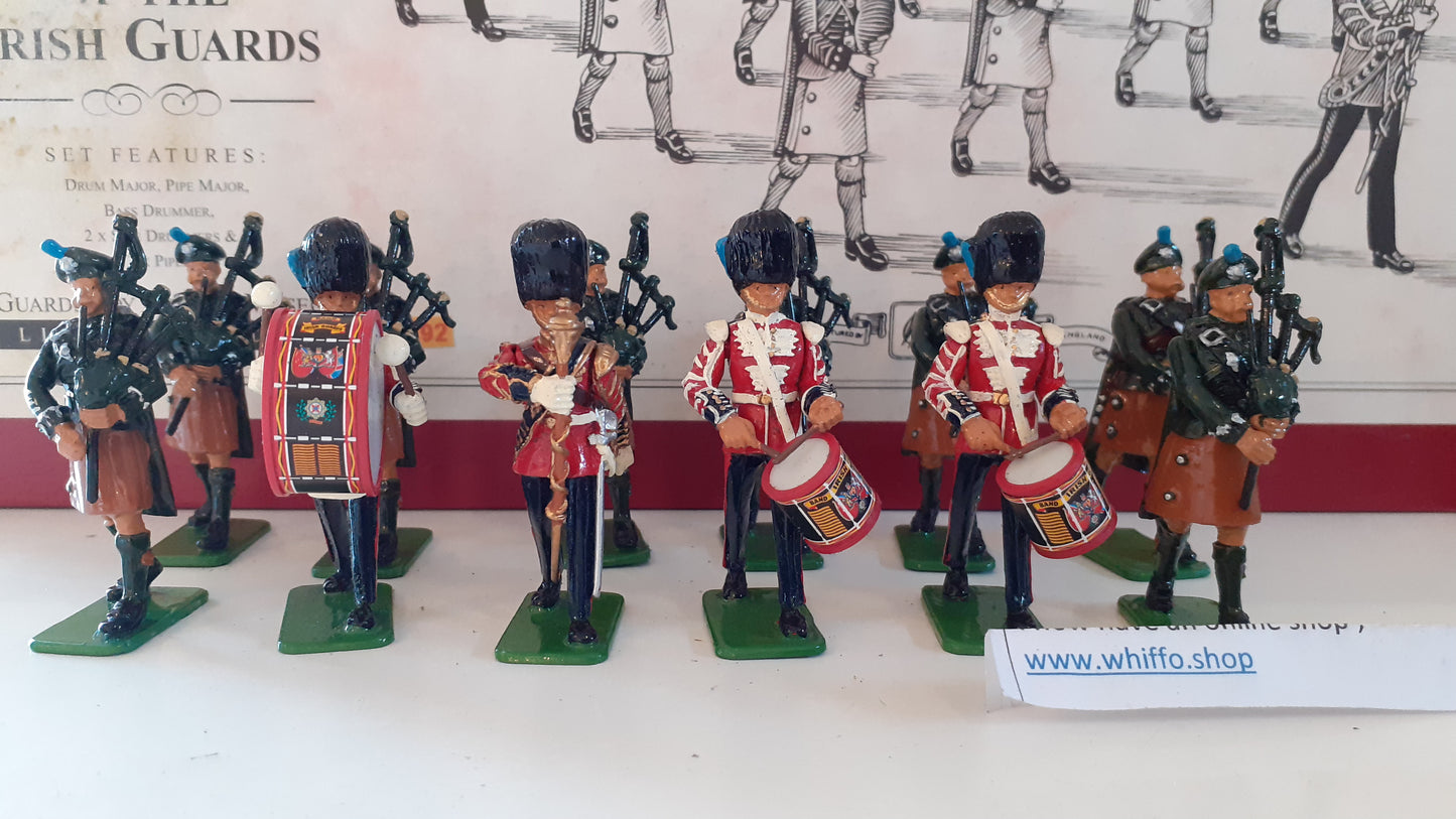 Britains 00316 2000 Limited edition Pipes Drums Irish Guards boxed 1:32 S4