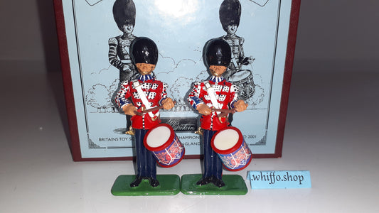 Britains 40211 Queen Victoria Scots Guards Drummers 1:32 metal boxed for sale  S8