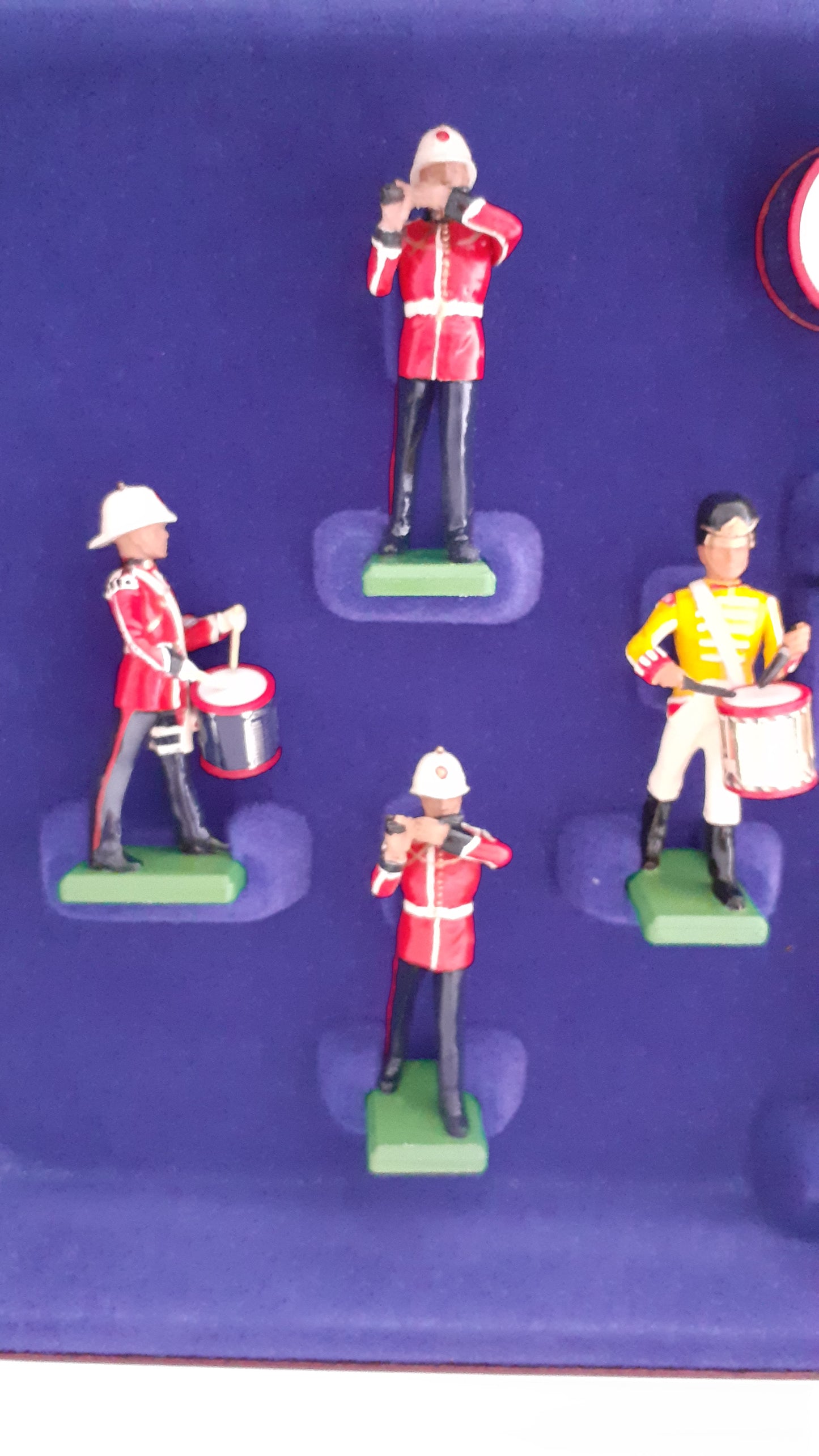 britains 5292 1992 limited edition kings own royal border regiment s724