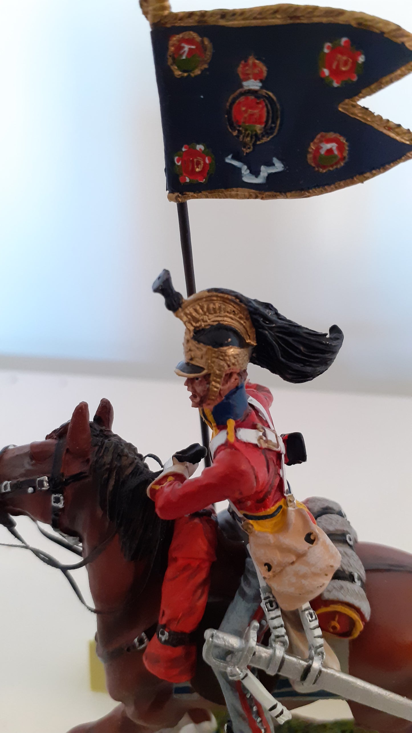 Britains 36066 Napoleonic Waterloo 1st Royal Dragoons Guidon Bearer boxed S8