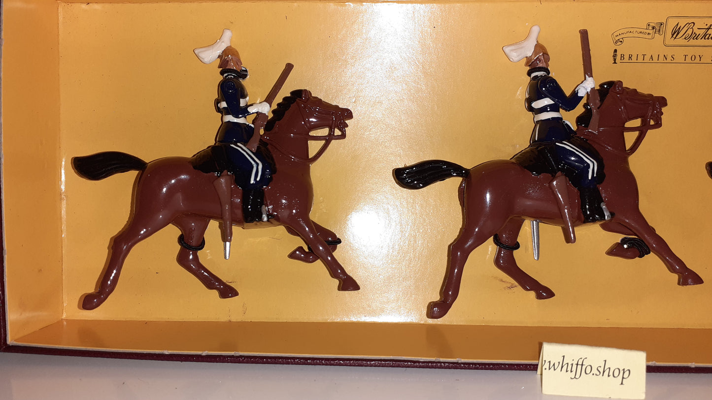 Britains 8828 6th Dragoons Guards Caribiners metal boxed 1997 S7