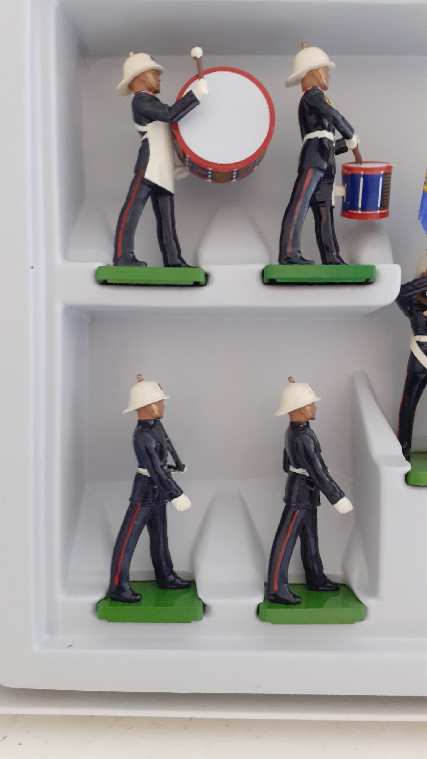 Britains 5804 1991 royal marines colour party  1:32  wb134