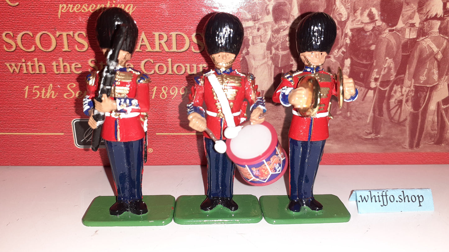 Britains 00291 Queen Victoria Scots Guards B band  1:32 metal boxd Bassoon S8 for sale