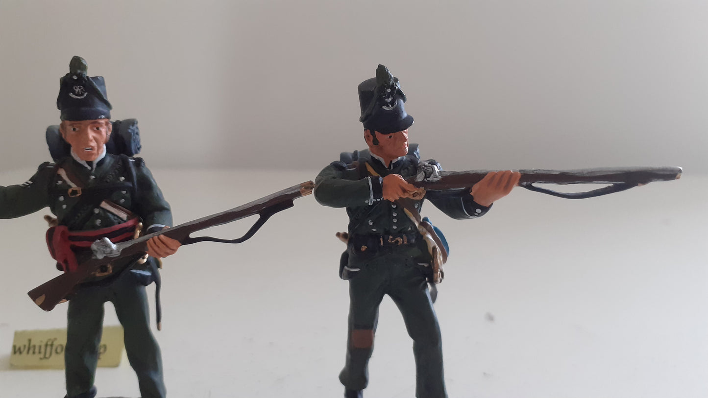 Britains 95th foot rifles Napoleonic waterloo  1:32 boxed s439