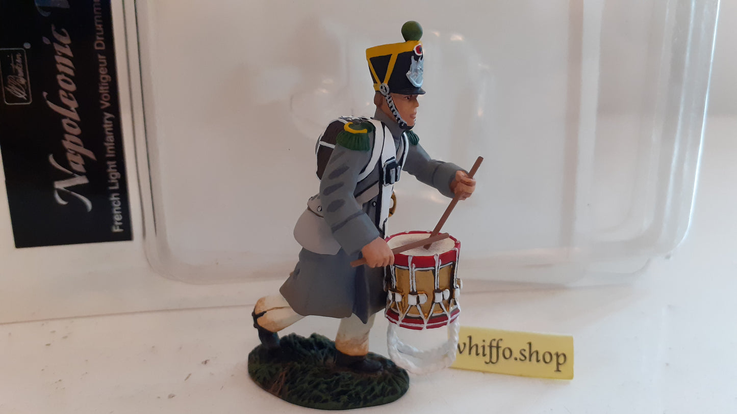 Britains 17996 french voltigeur drummer Napoleonic  waterloo 2009 1:32 b619