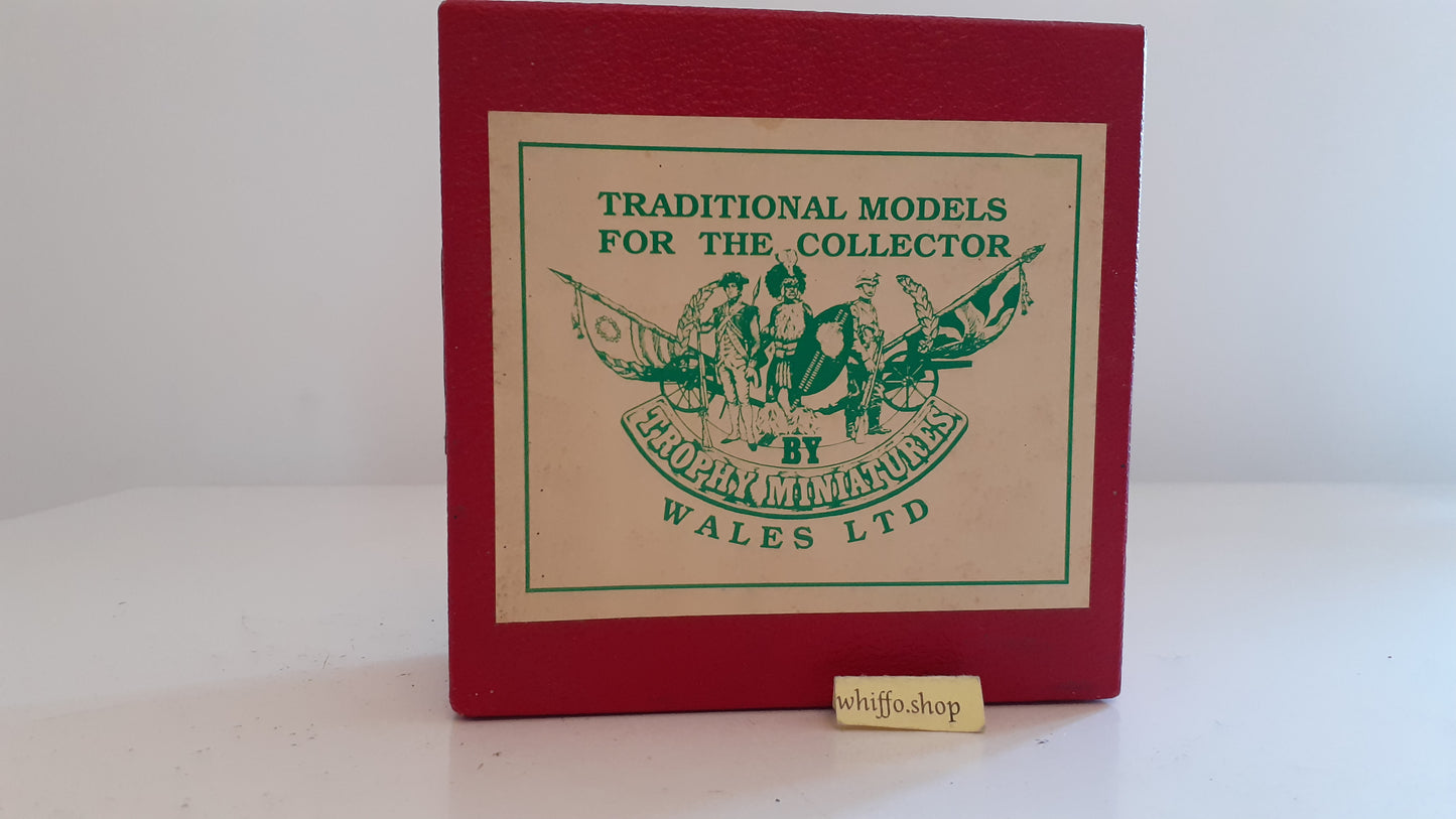 trophy miniatures 1991 Napoleonic War french 1st hussars Cavalry h4 1:32 s8b20