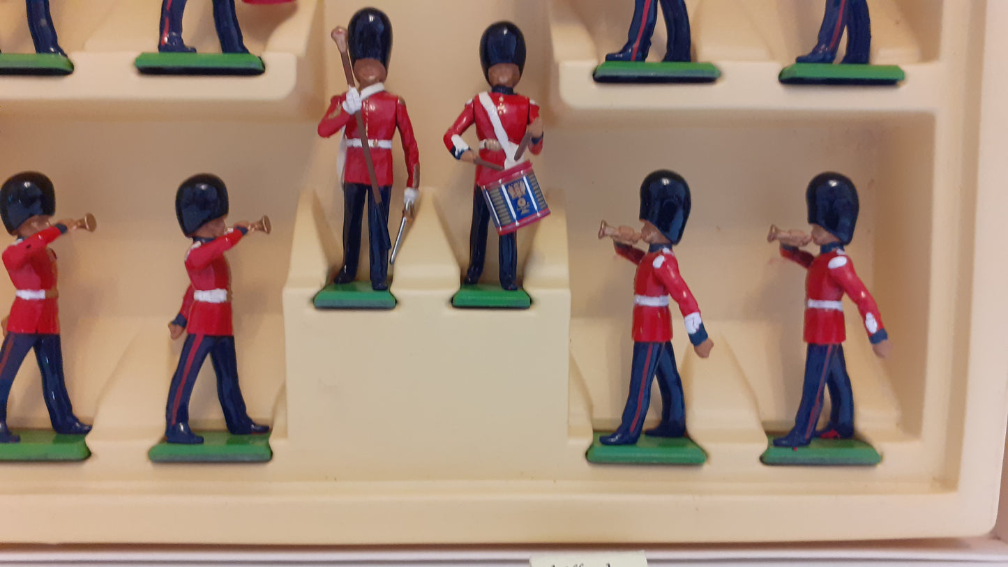 Britains 7206 scots guards band red box 1980s ceremonial S725