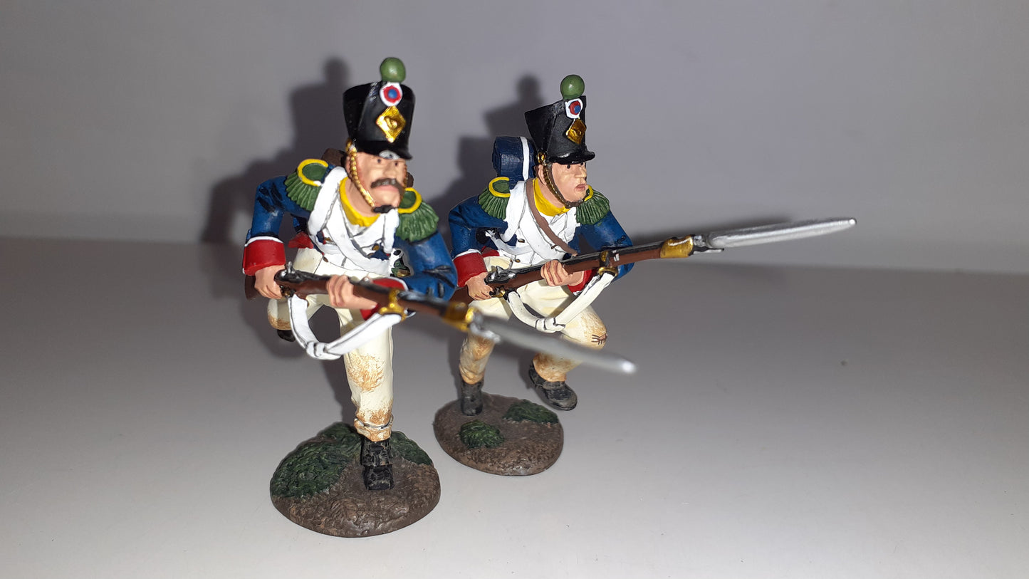 BRITAINS 17670 Napoleonic Waterloo French Chasseurs Assault Set 2007 1:32 S5