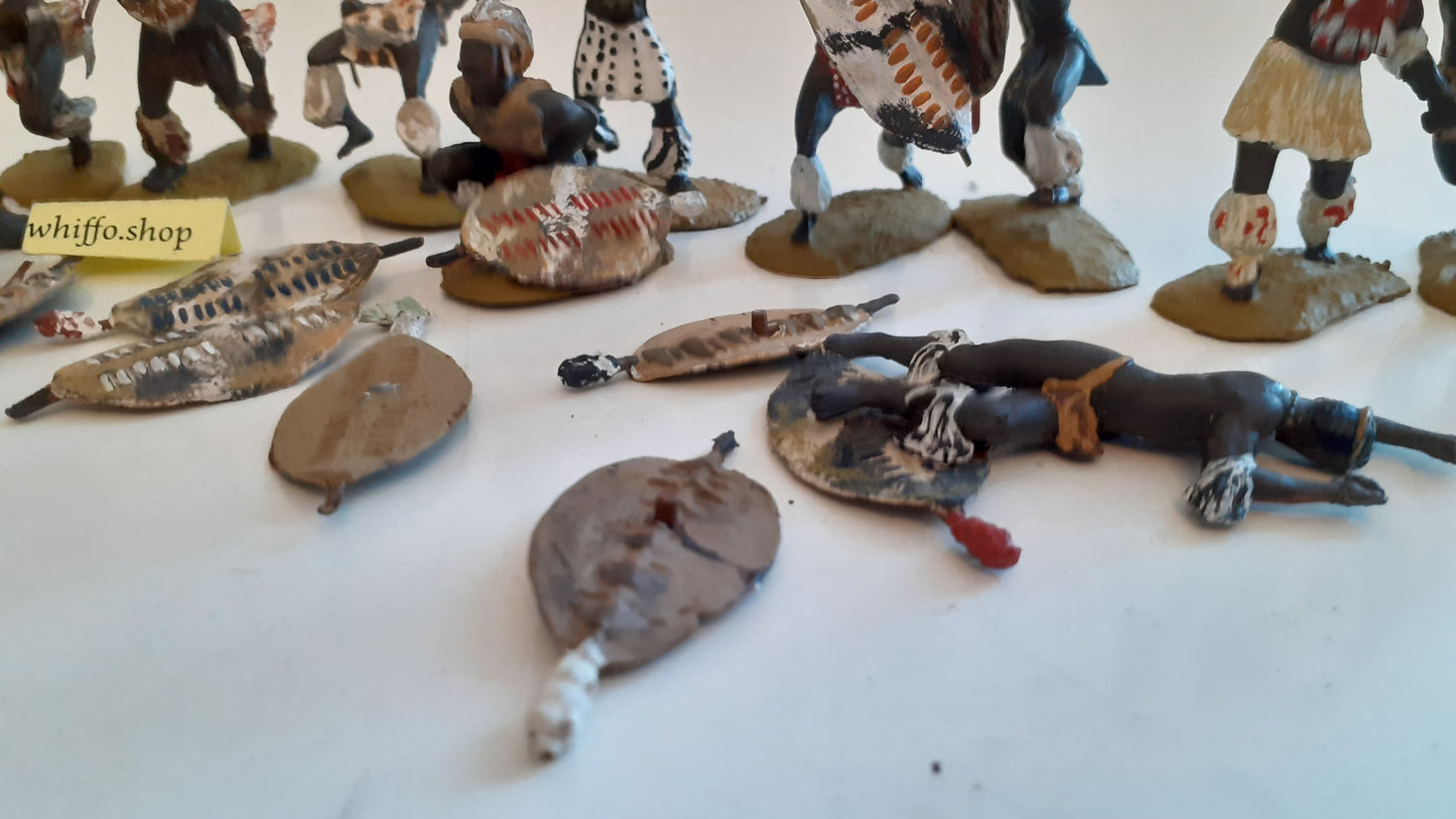 conte plastic Zulus  14 Figures 1:32 S8b24