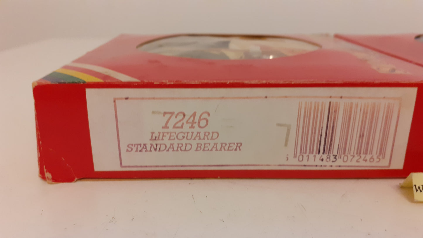 Britains 7232 7246 ceremonial lifeguard standard bearer queen  1:32 1980 s7b8