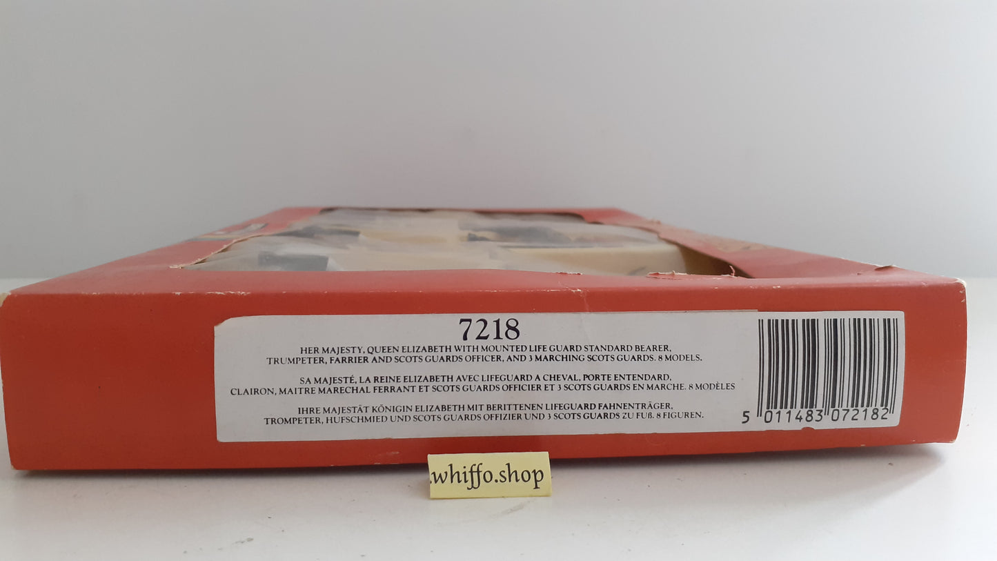 Britains 7218 1980s red box queen Elizabeth scots guards cavalry 1:32 s720