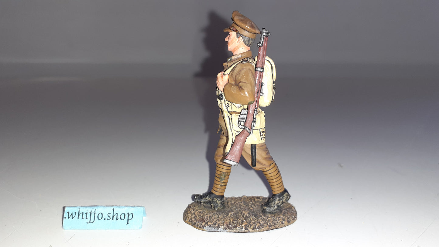 King and country Ww1  Fw145 British Tommy Marching 2010 no box 1:30 W1211